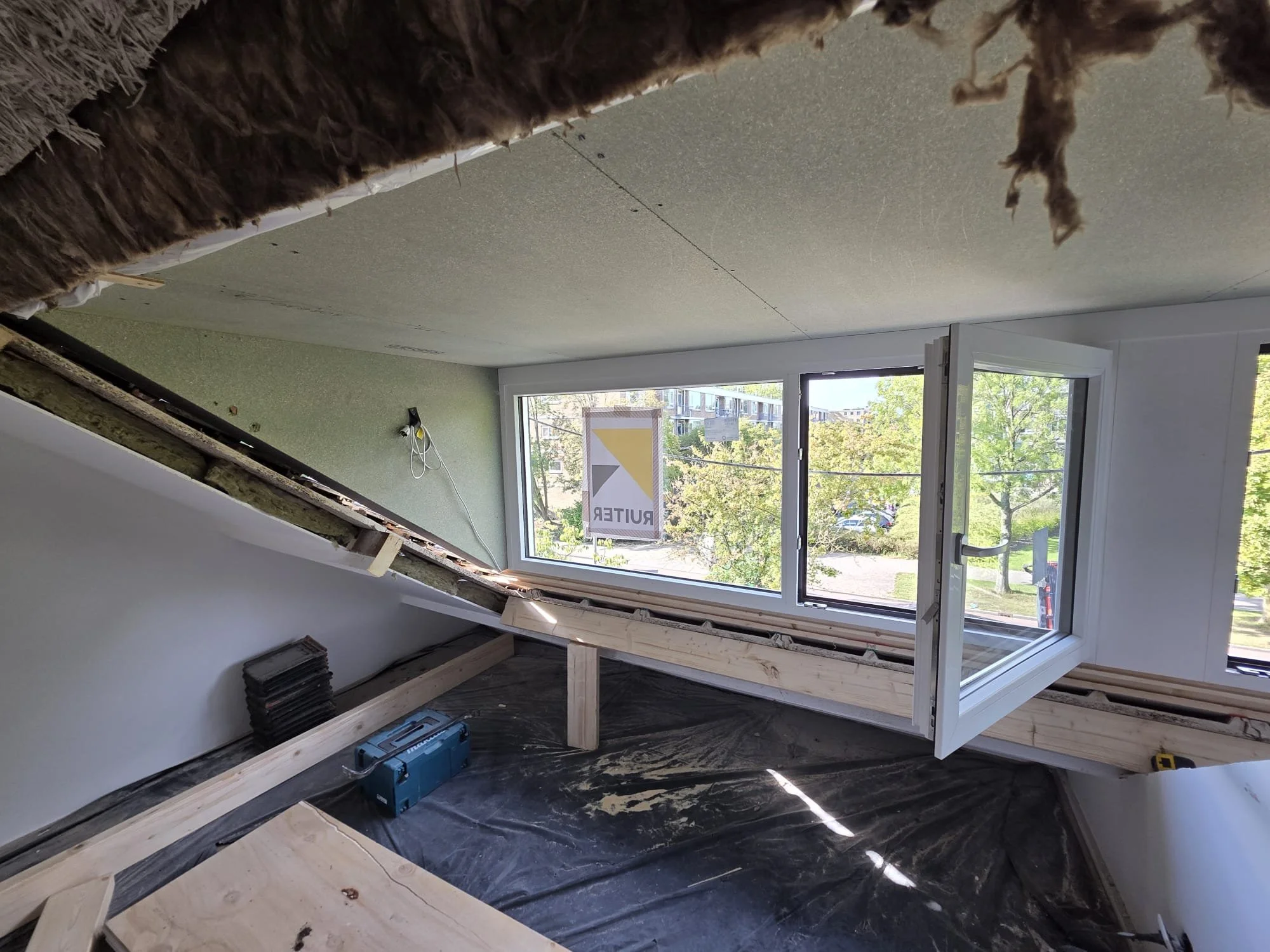 dakkapel_bedroom_before_2.jpg