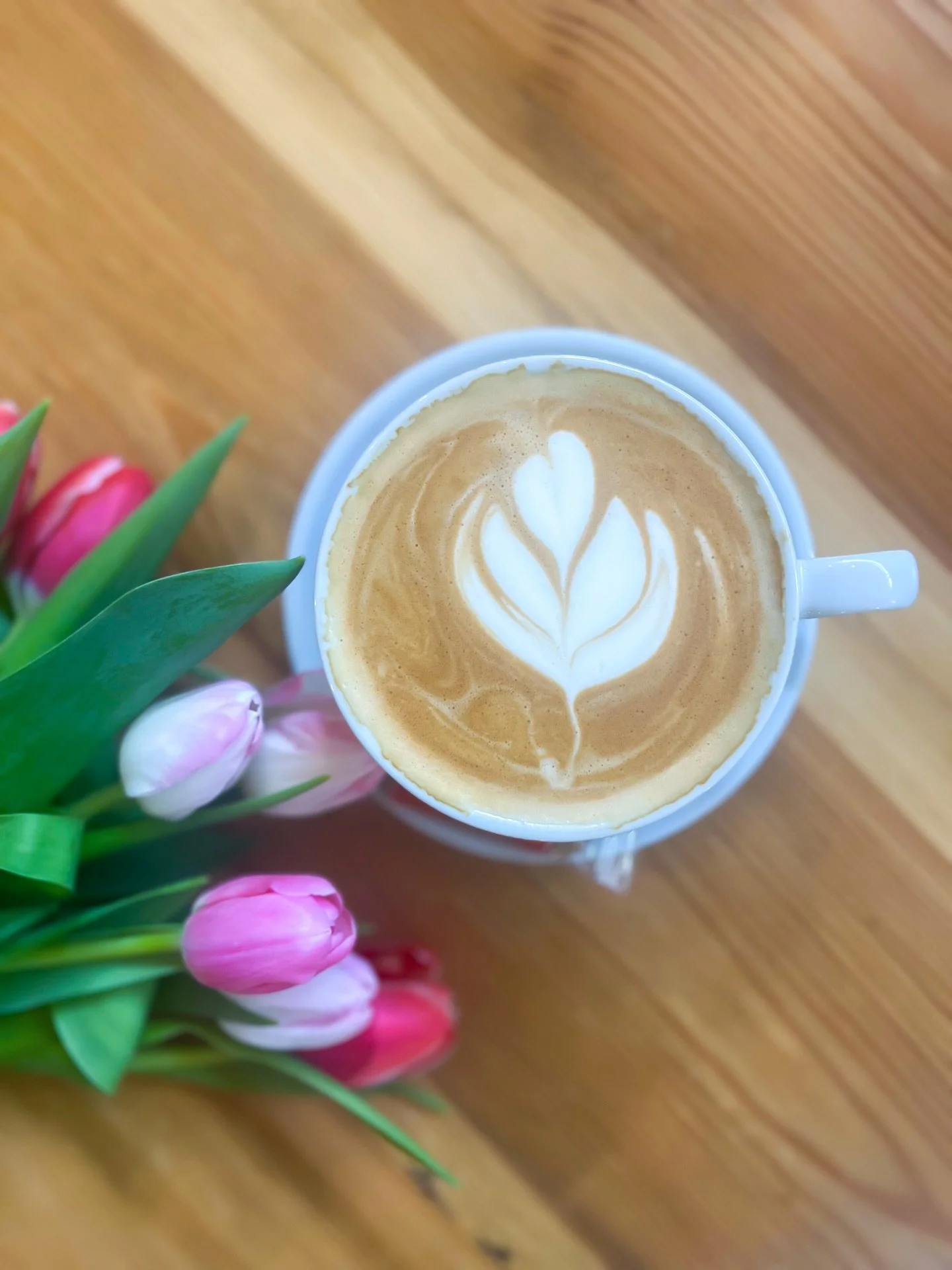 Coffee in hand, spring in the air 🌷 ✨