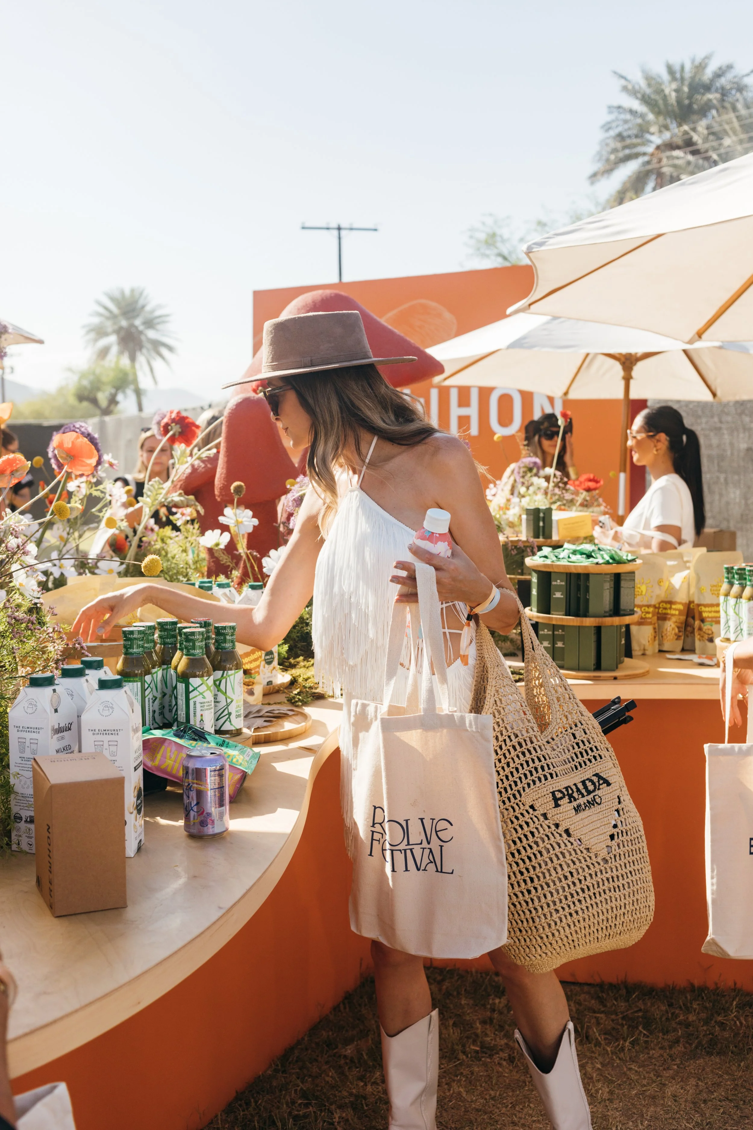 Erewhon-Revolve_7.JPG
