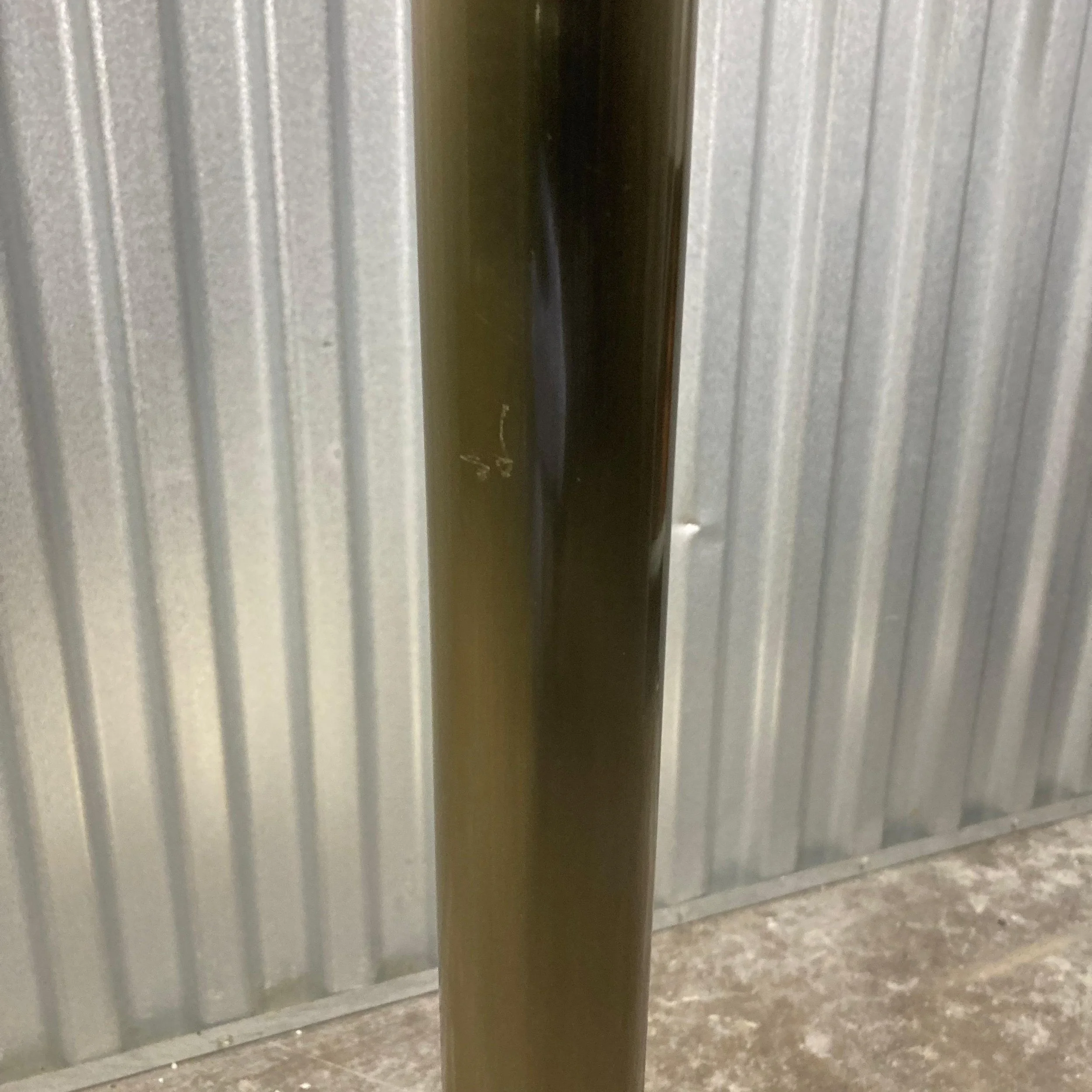 Minimalist Round Dining Table