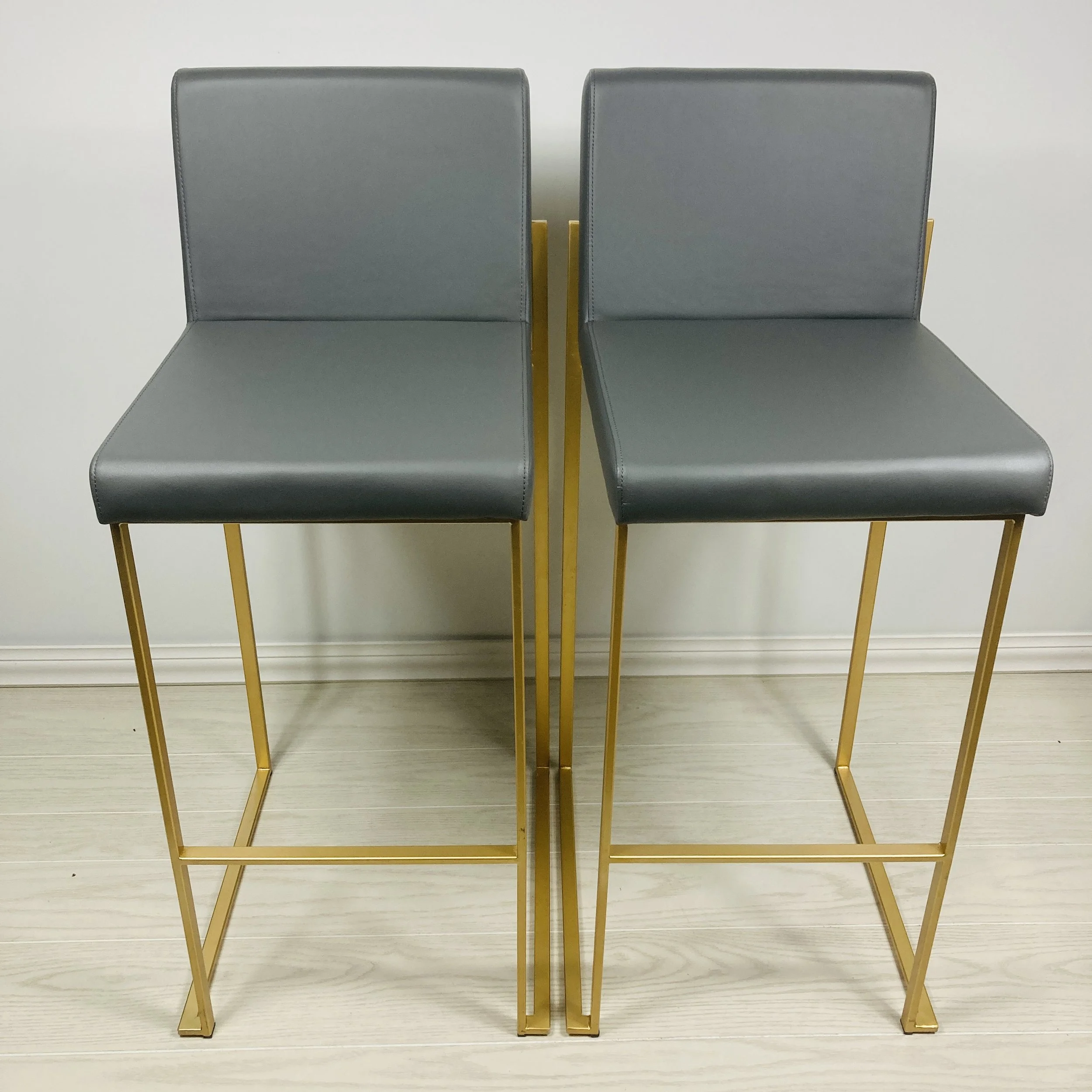 GREY-FAUX-LEATHER-GOLD-BASE-30-INCH-BARSTOOL-SET-OF-2-FRONT-VIEW.JPG