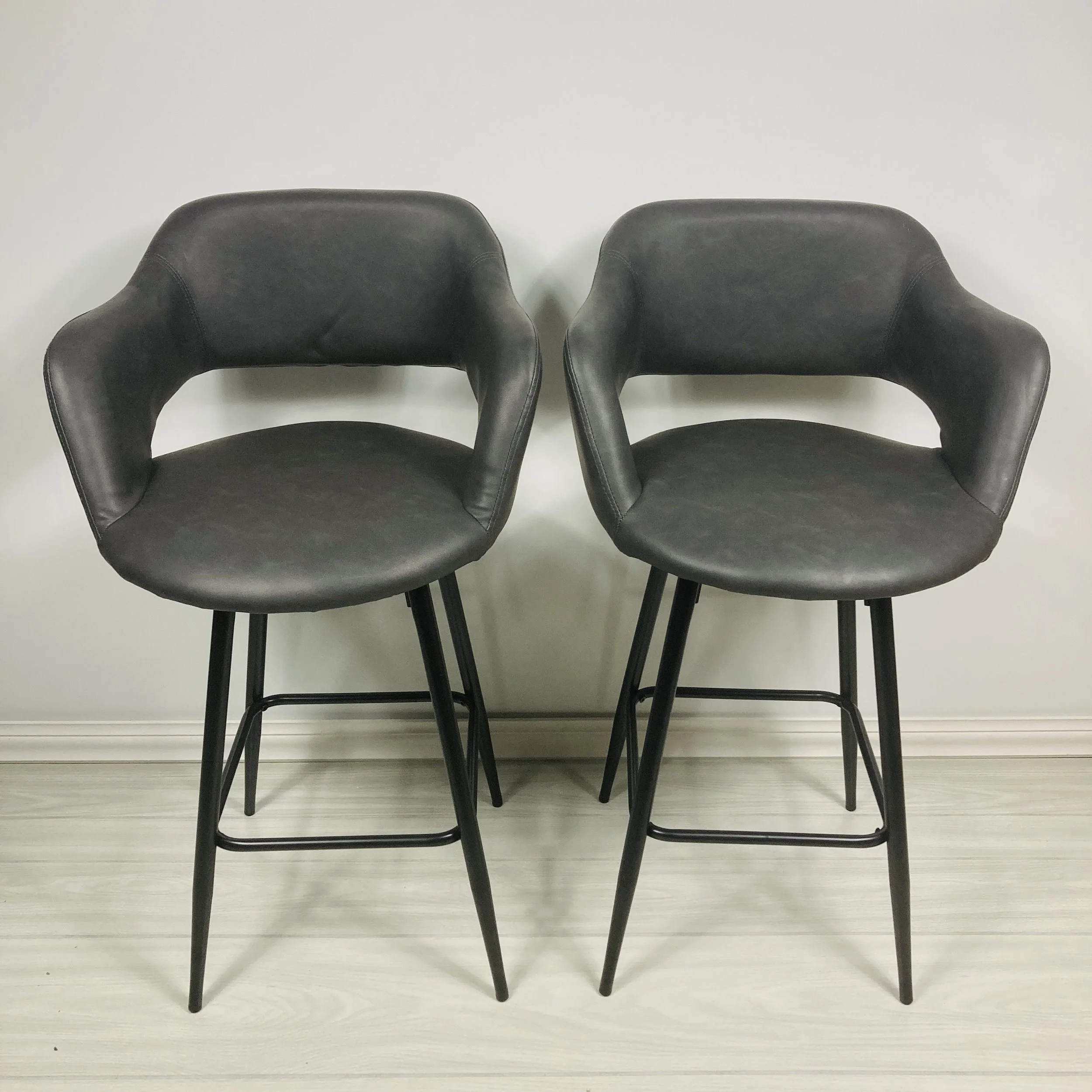 MARGARITE-25-INCH-COUNTER-STOOL-GREY-FAUX-LEATHER-AND-BLACK-METAL-BASE-SET-OF-2.JPG
