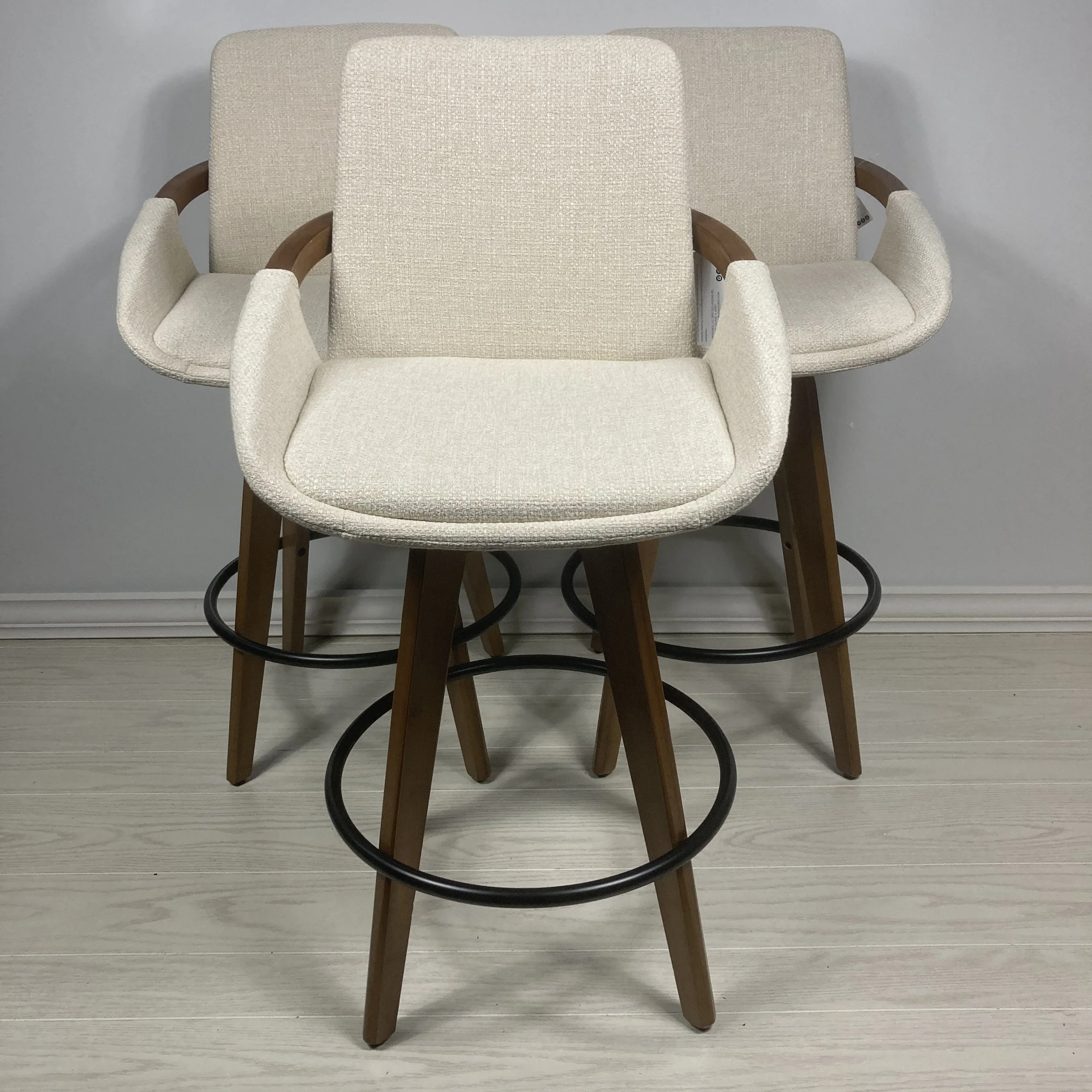 COSMO-26-INCH-CREAM-NOISE-FABRIC-WALNUT-BAMBOO0-FRONT.JPG