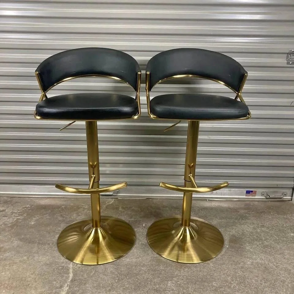 Jie Bar Stools