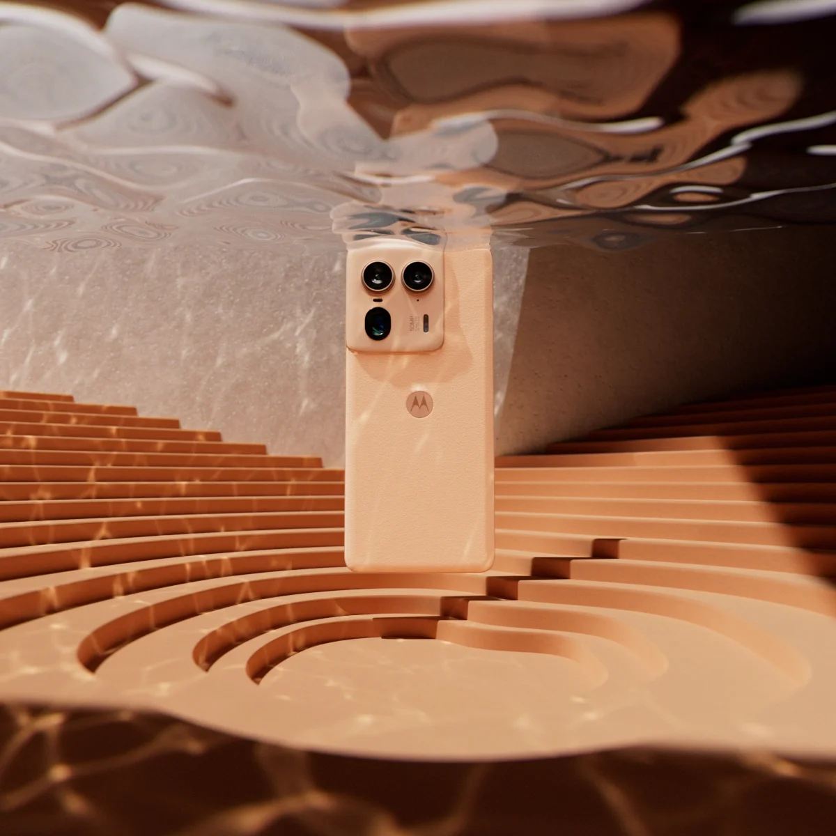 Edge_velar_lookdev_ip68_rt_v005_0060 copy.webp