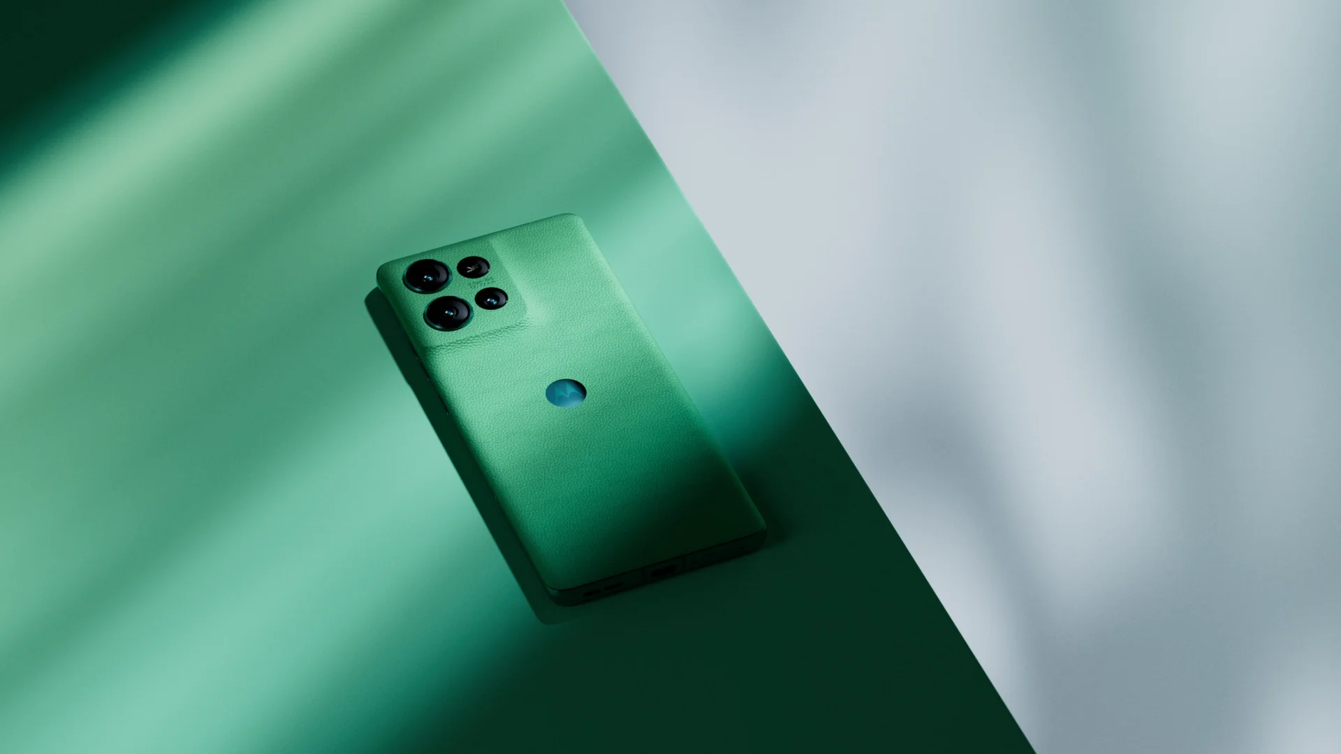 moto_edge_env_lookdev_rt_v019 copy.webp