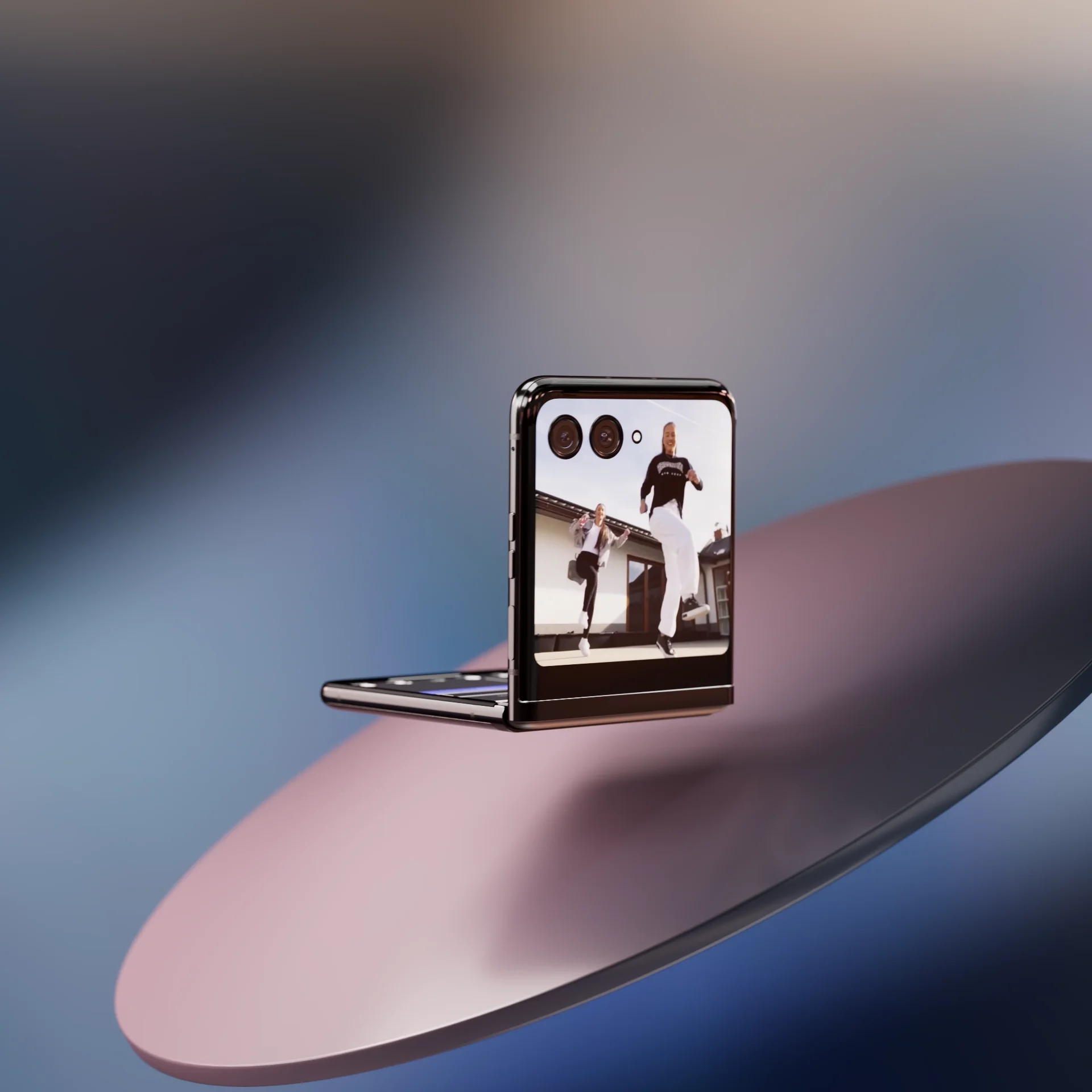 moto_juno_lighting_tiktok_seq_rt_006_0128 copy.webp