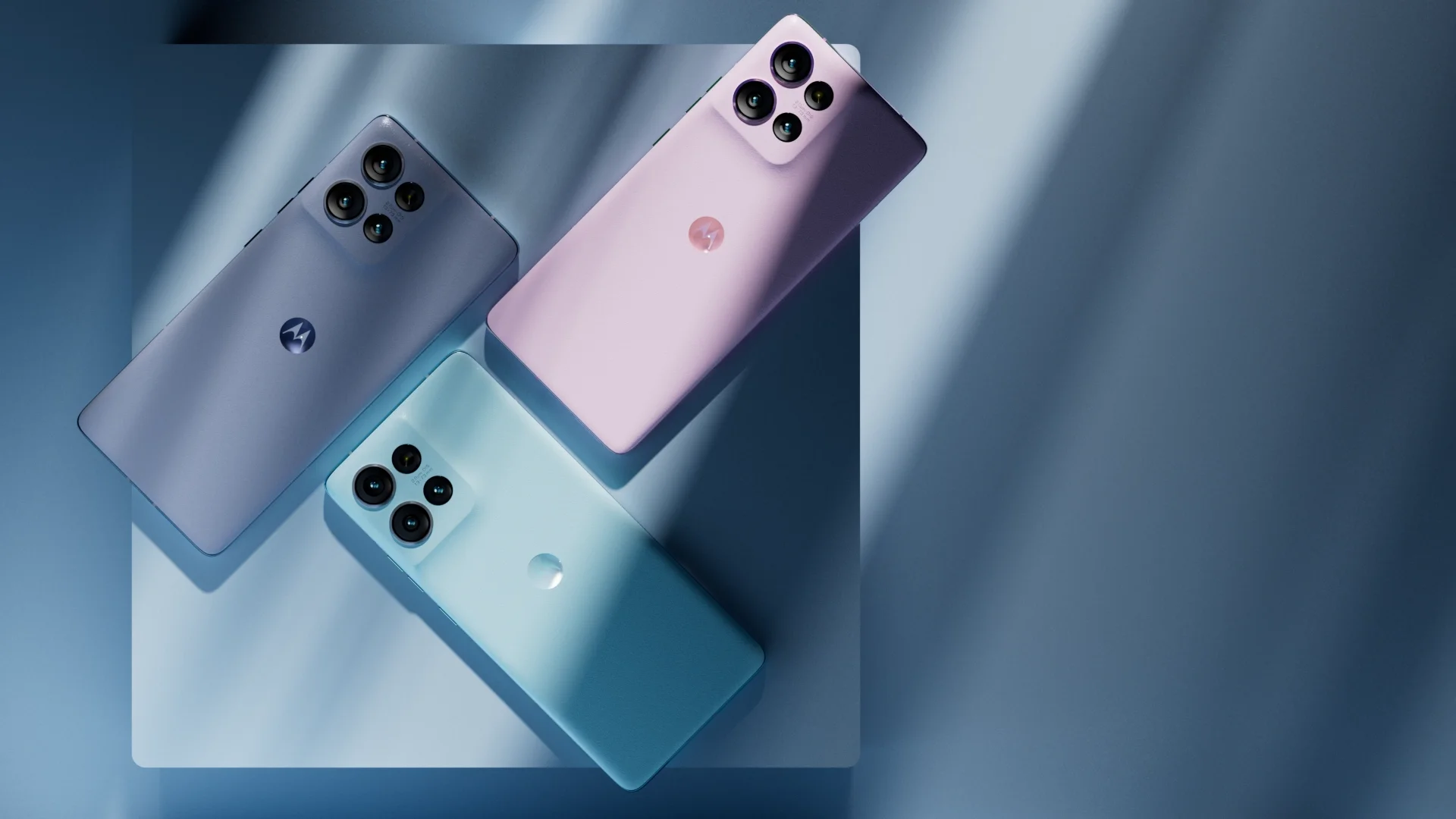 moto_family_edge_rt_Q_v001_greyblue copy.webp