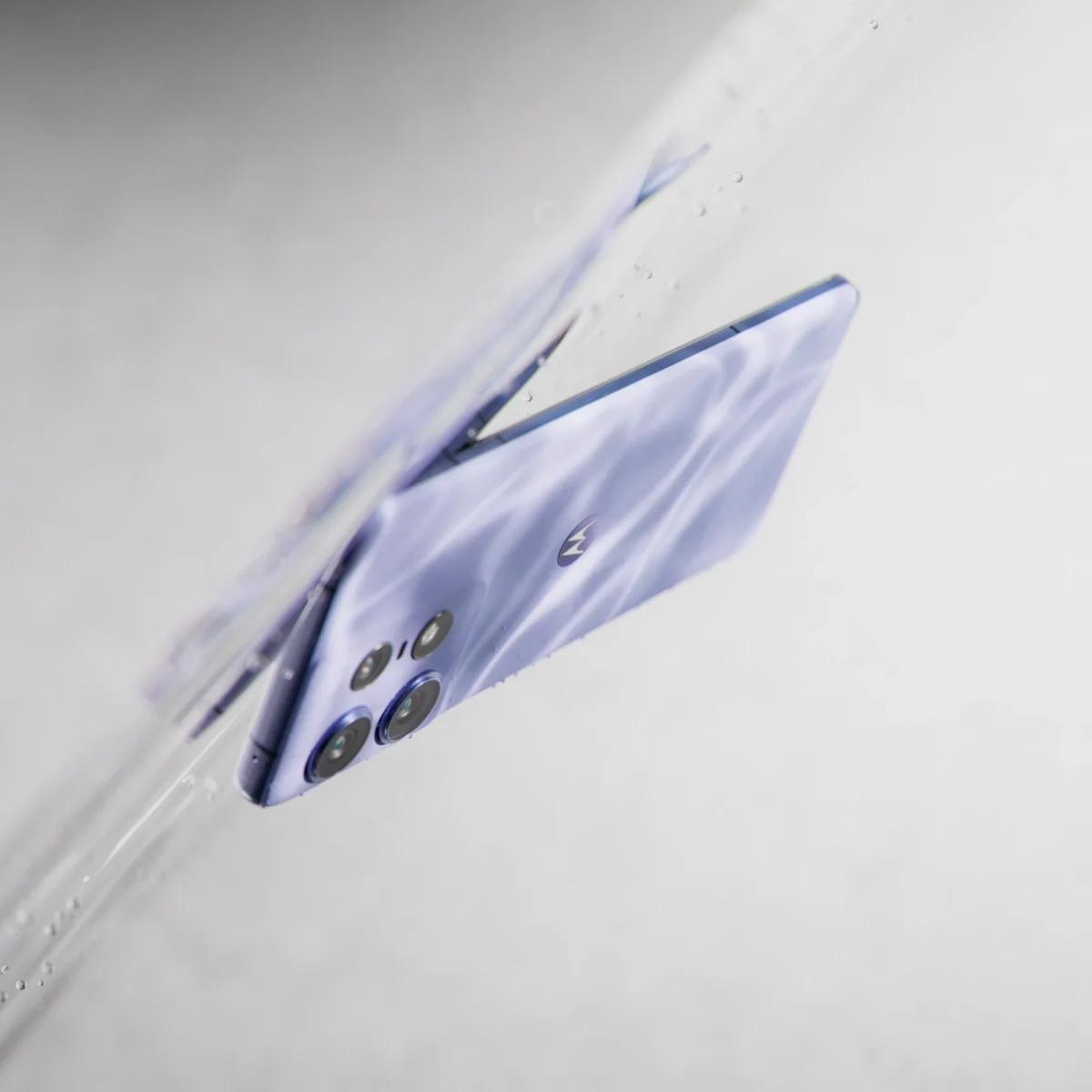 Edge_lookdev_ip68_rt_v009_0020 copy.webp