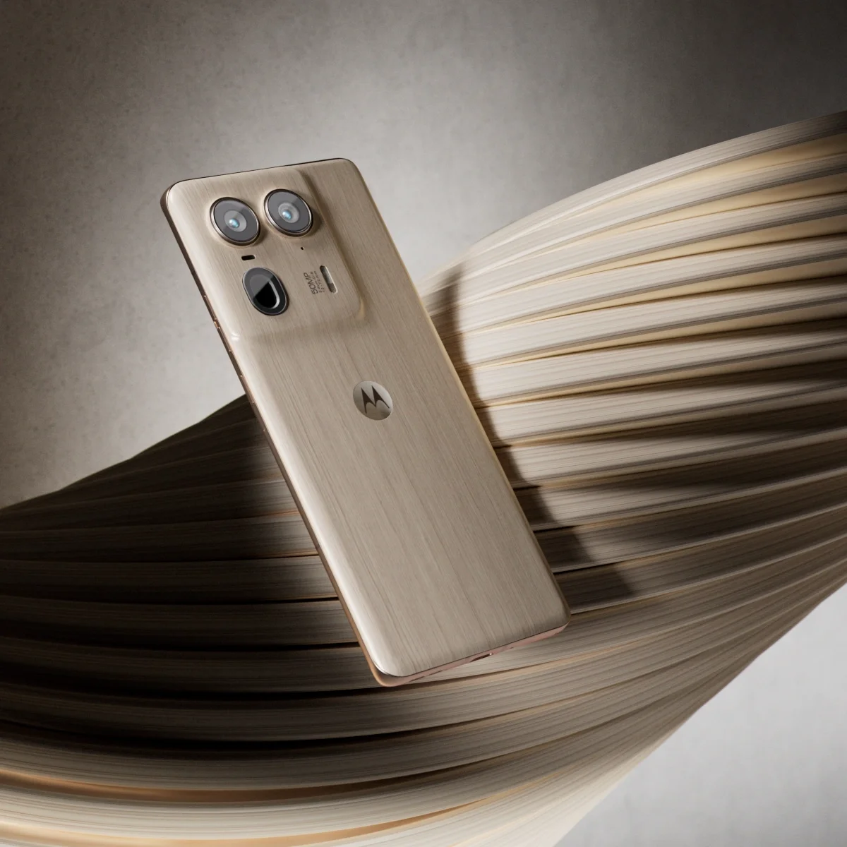 Edge_velar_fog_lookdev_rt_v002 copy.webp