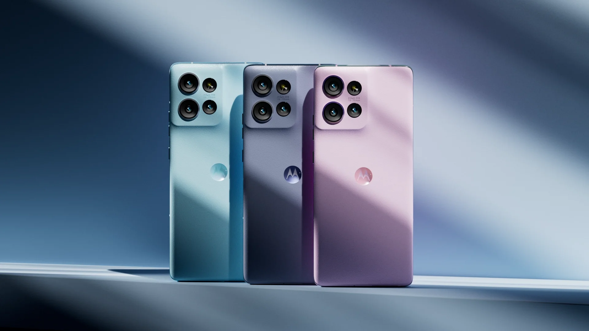 moto_family_edge_rt_O_v001_greyblue copy.webp