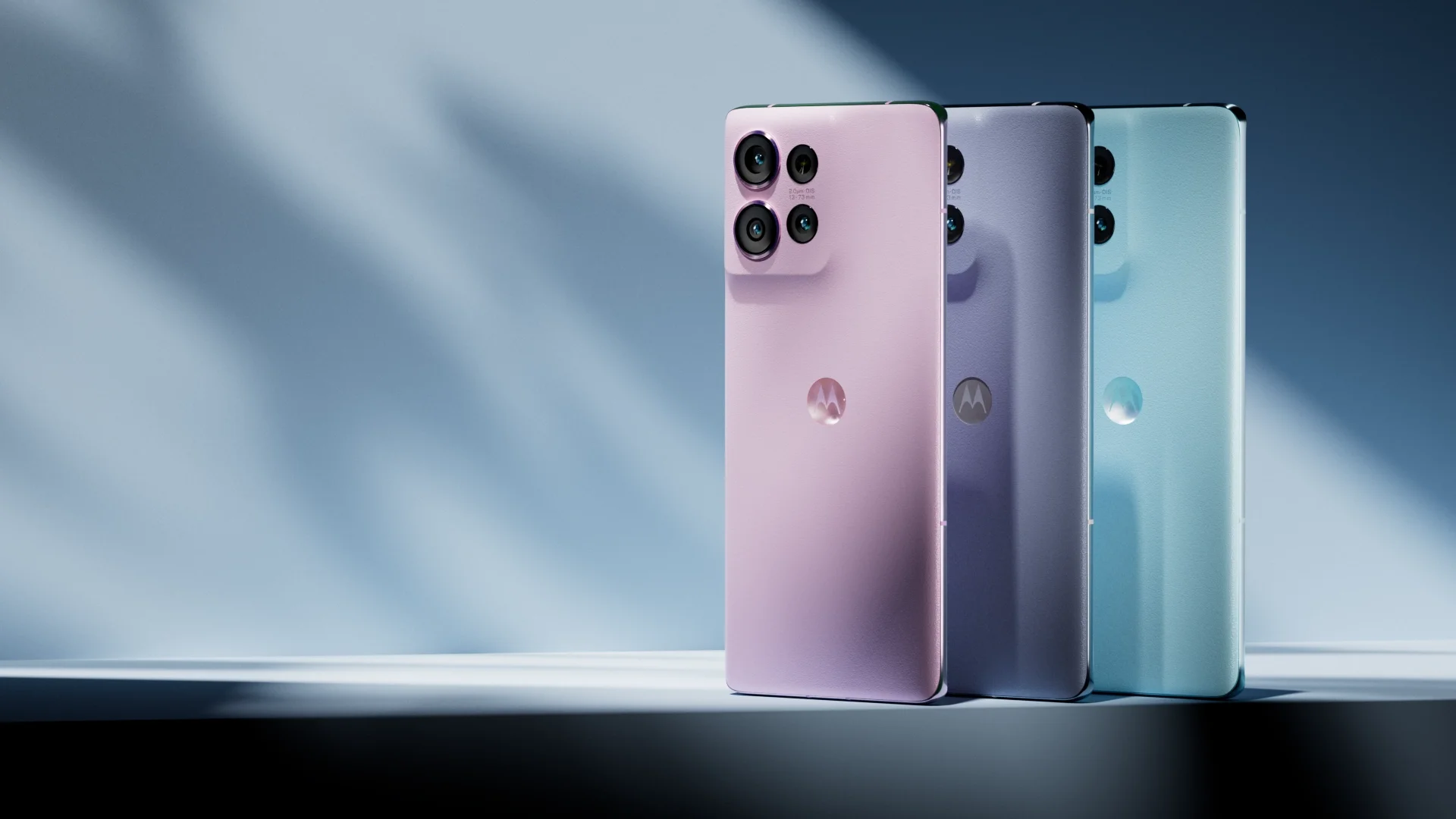 moto_family_edge_rt_A_v002 copy.webp