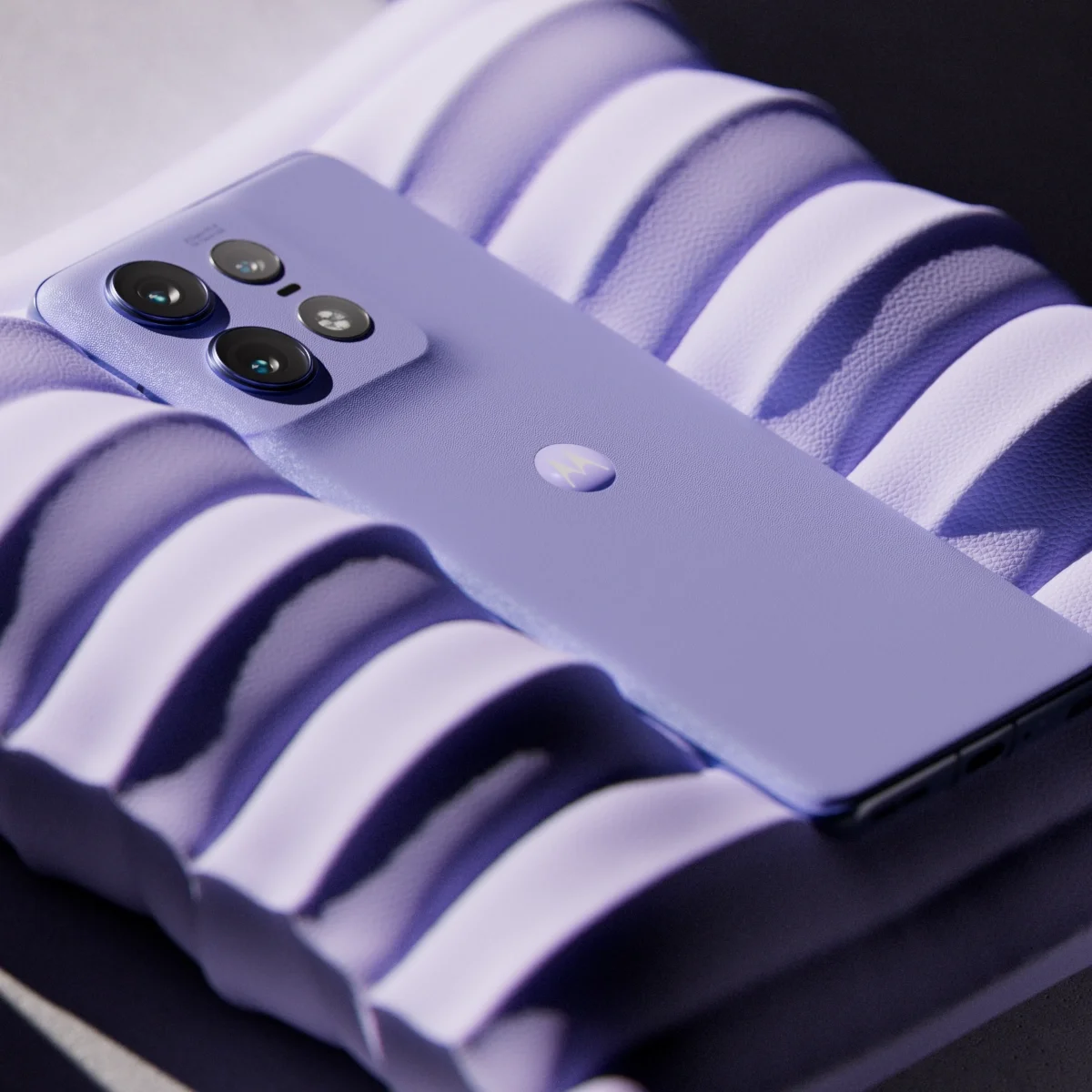 Edge_lookdev_rt_leather_v006_0020 copy.webp