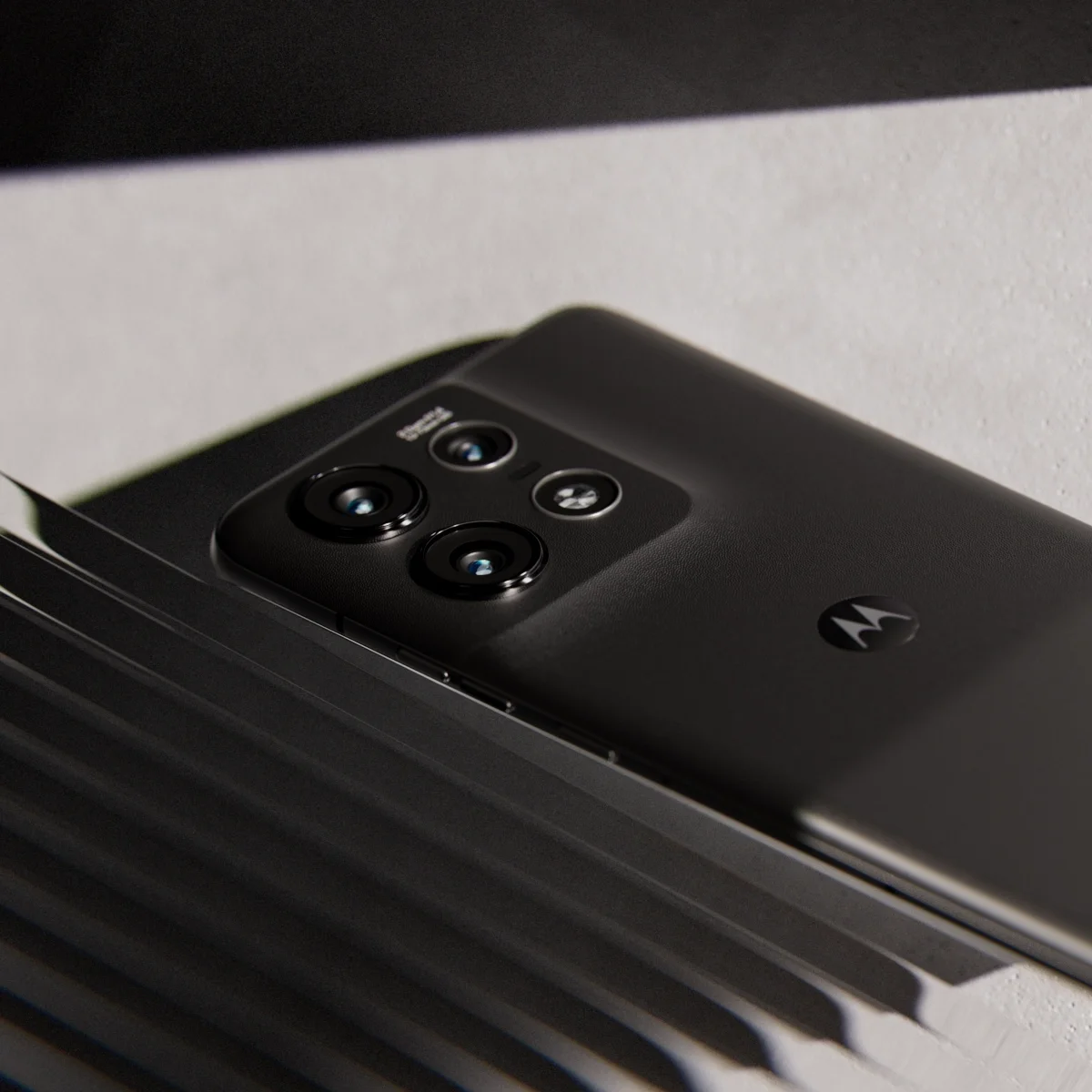 Edge_KV_Black_J_rt_v001 copy.webp