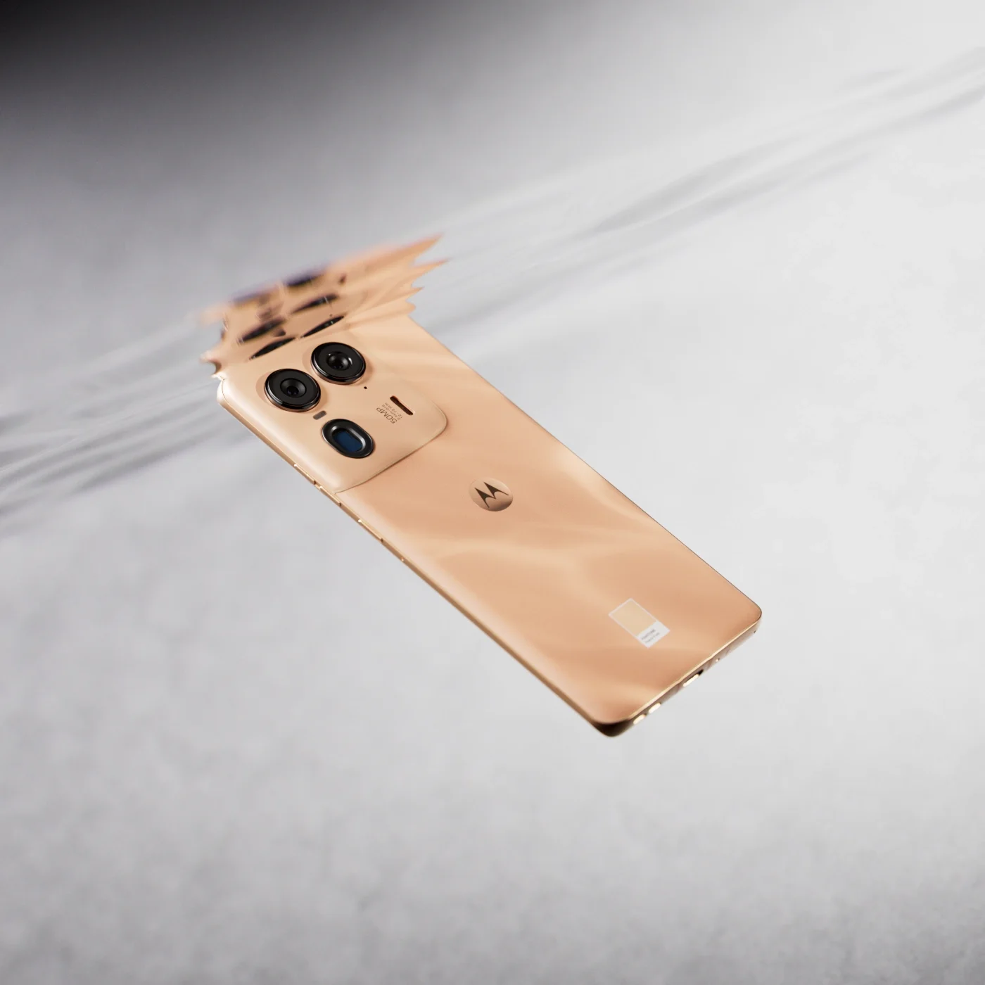 Edge_velar_lookdev_ip68_rt_v008 copy.webp