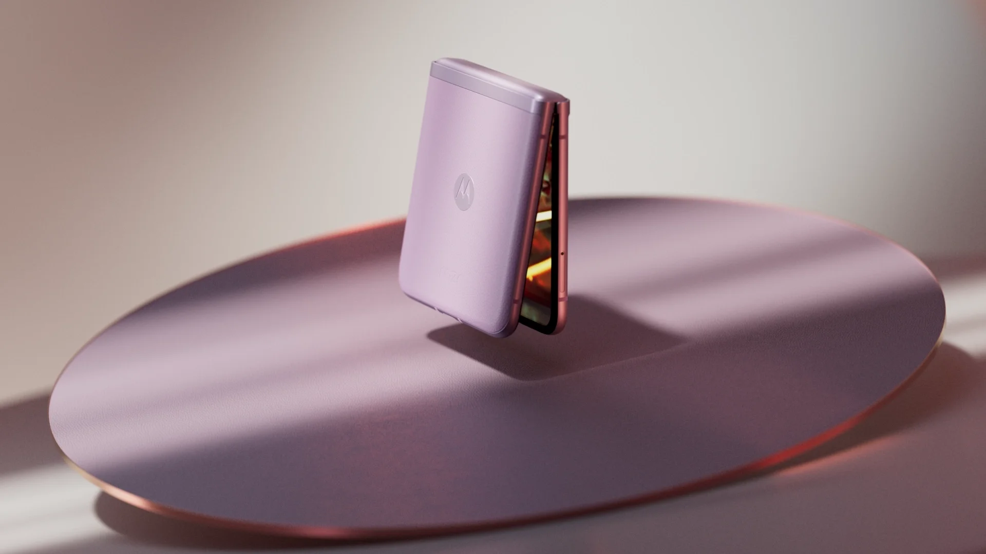 moto_venus_lookdev_rt_006 copy.webp