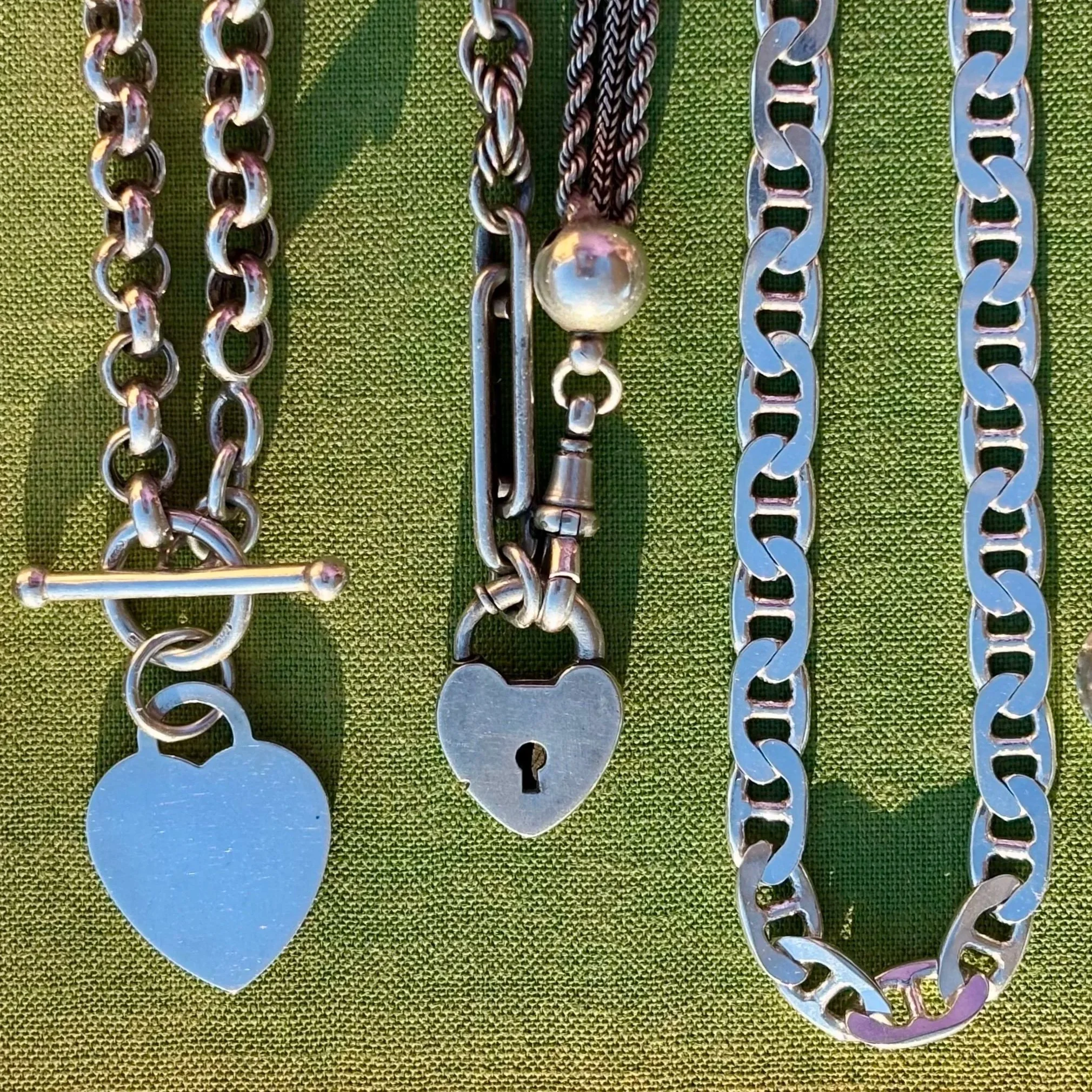 ps_chains_and_necklaces.jpg