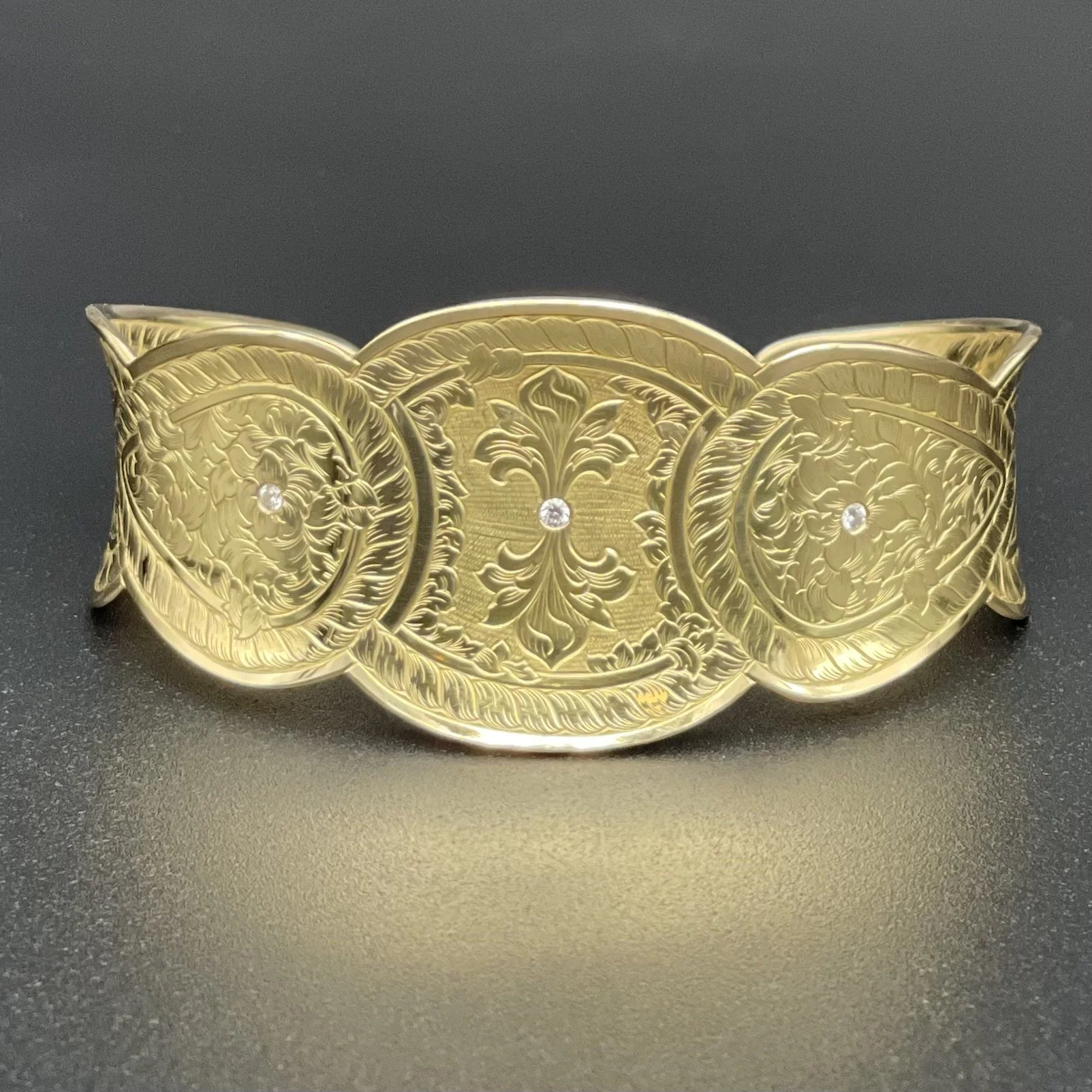 goldbracelet.jpeg.jpg