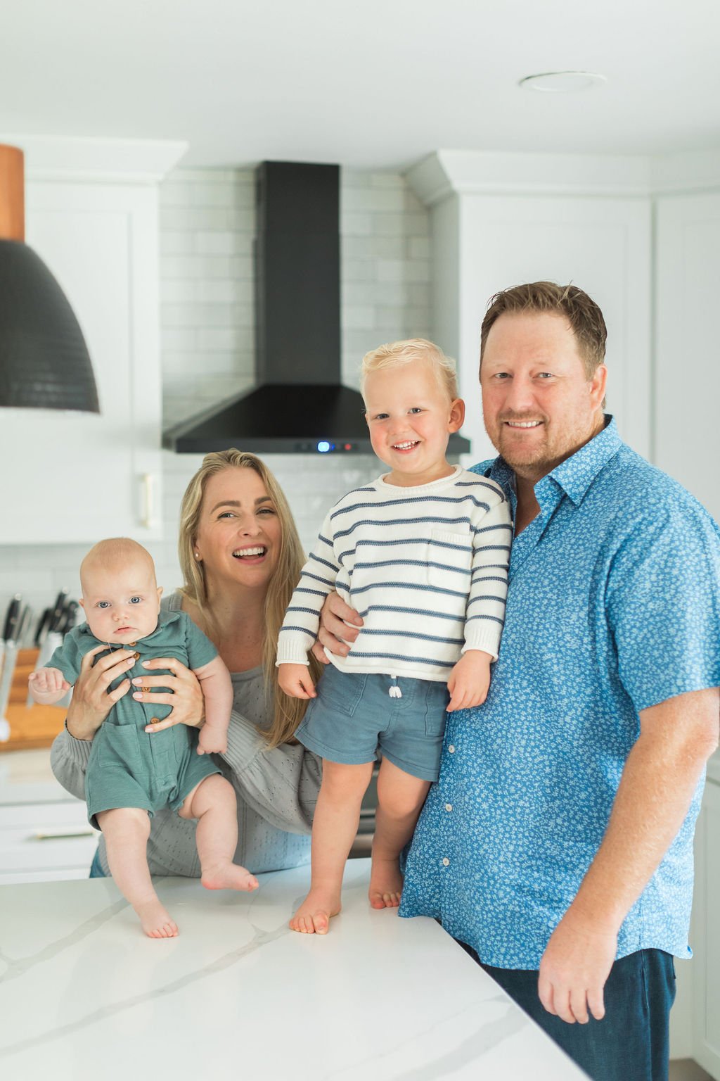 Cashbuyers san diego family photo