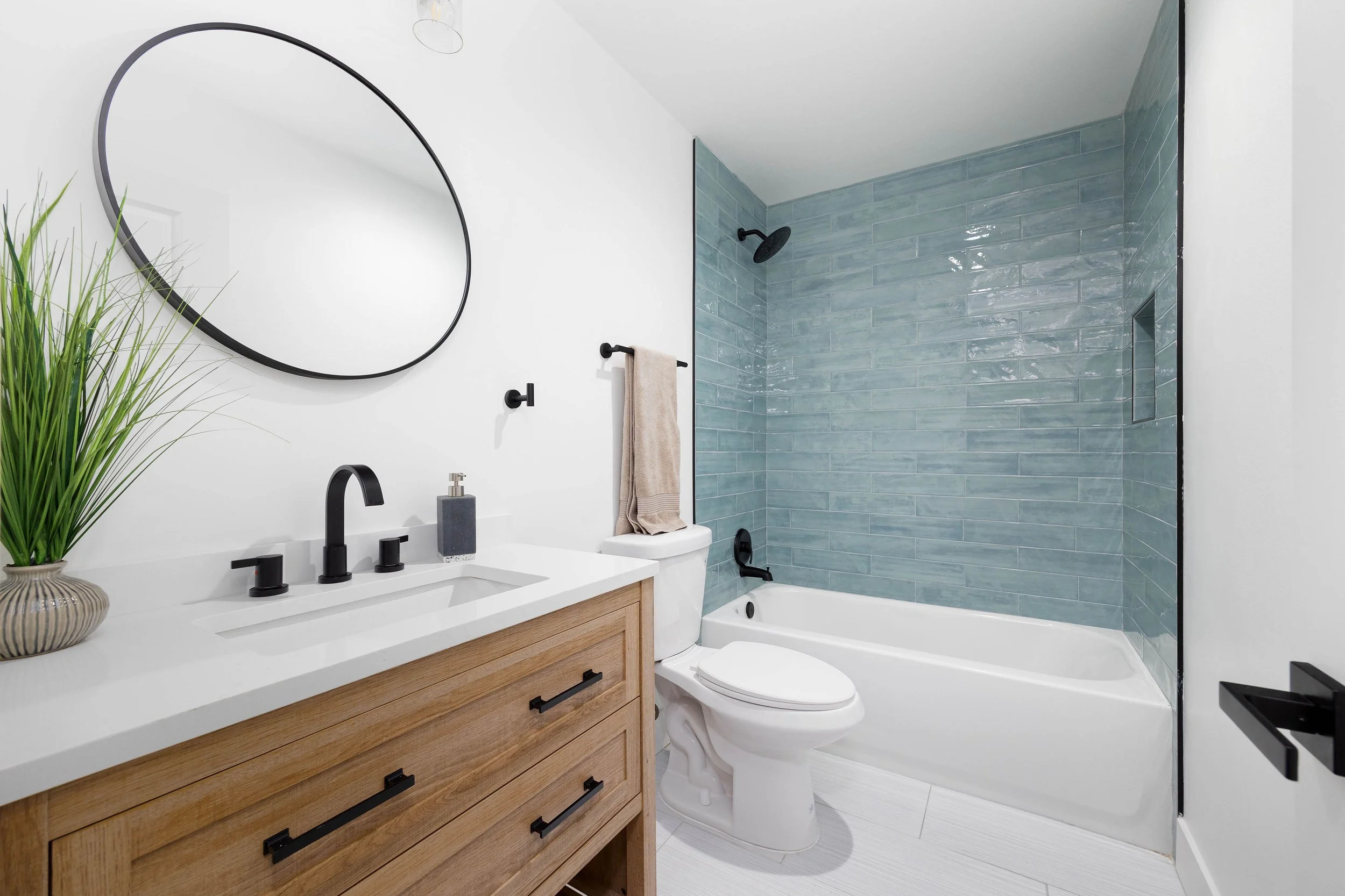 San Diego Condo Bathroom