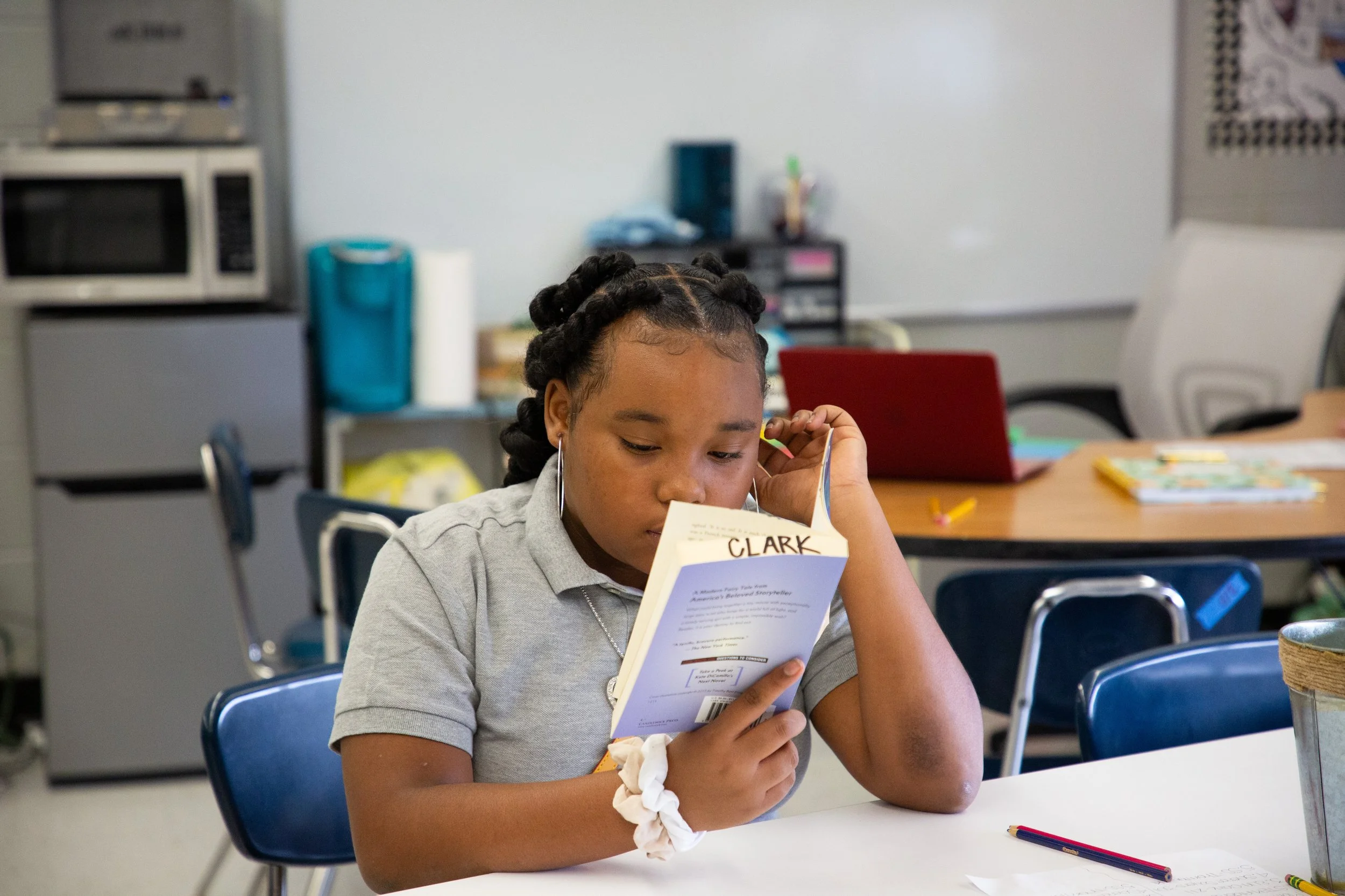 Orchard Knob Girl Reading.jpg