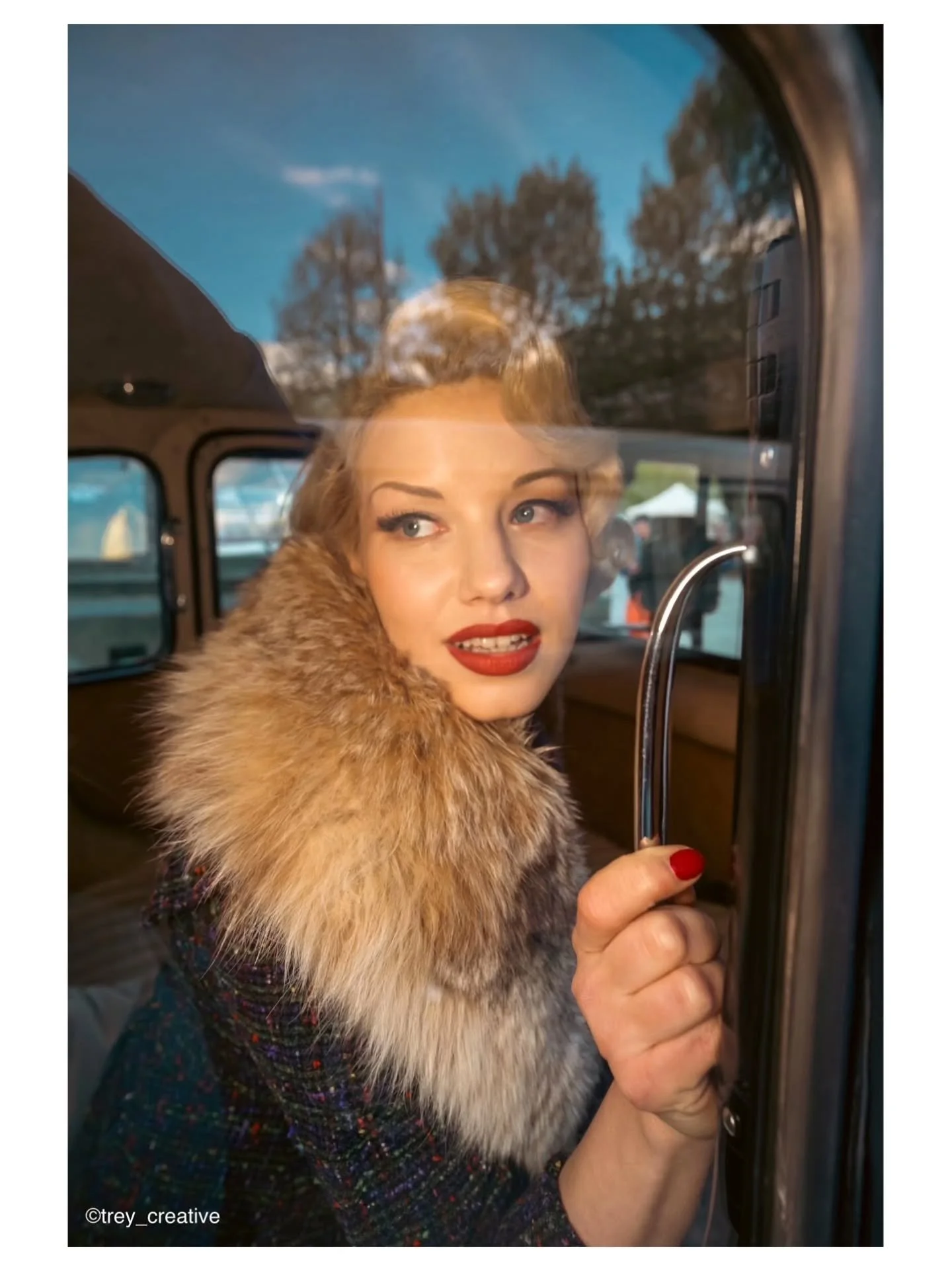 Pure Portrait Photography Awards are now OPEN.
 
Photo by - @trey_creative

A portrait holds a lifetime.
A generation.
A journey.

We are searching the world for unforgettable portraits, photographs that make us stop, look and feel.

Open to everyone