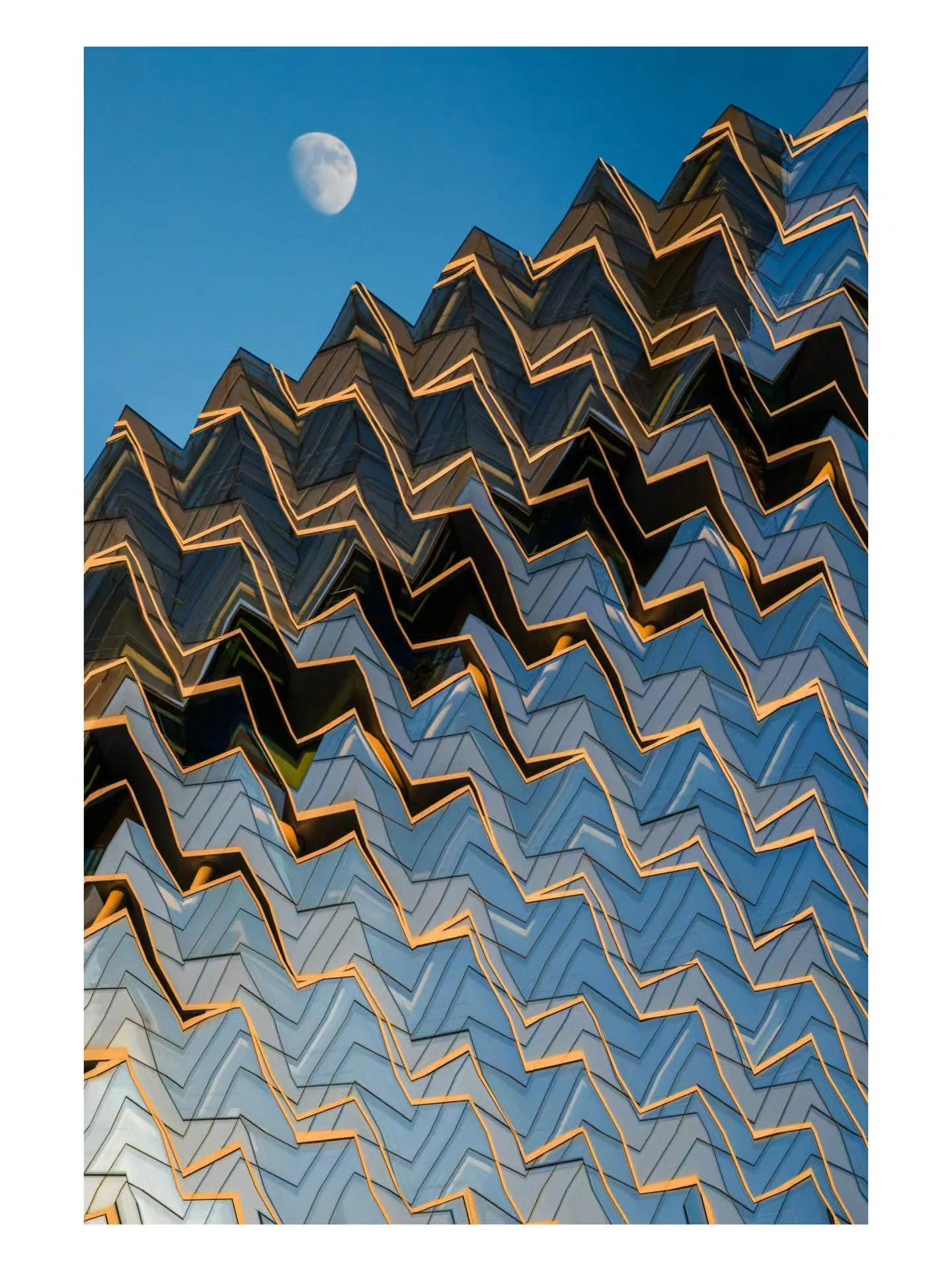 Pure Minimalist Photography Awards are now open. 

Photo By - marianne_picblo

Curators @dimpy.bhalotia &amp; @kamalkumaarrao 

Less in the frame. More in the feeling.

Open to photographers worldwide.
Professional or emerging.
Camera or smartphone.
