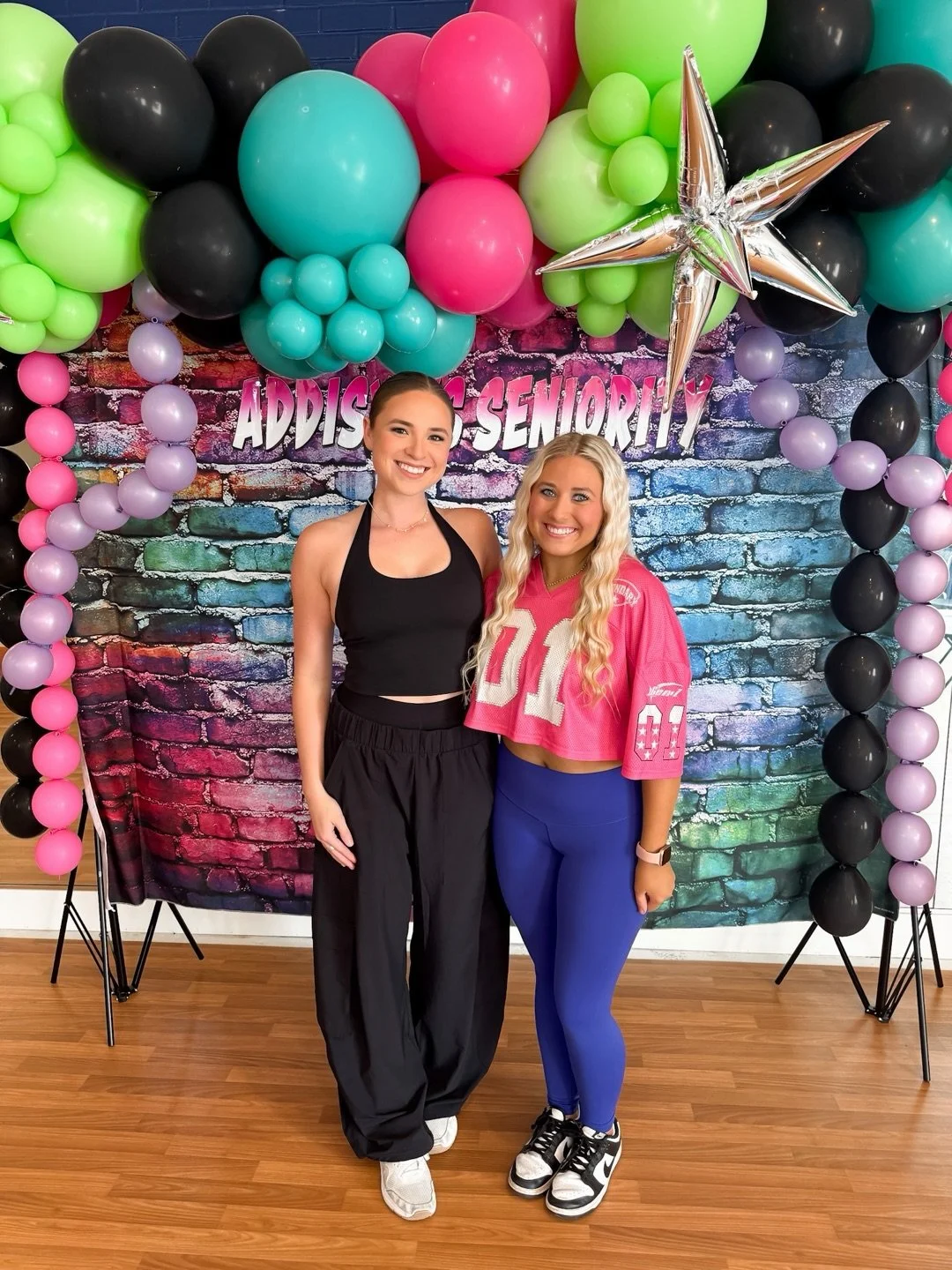 still reminiscing on this senior party!! LOOOVE dancing with Addisyn &amp; her friends!!