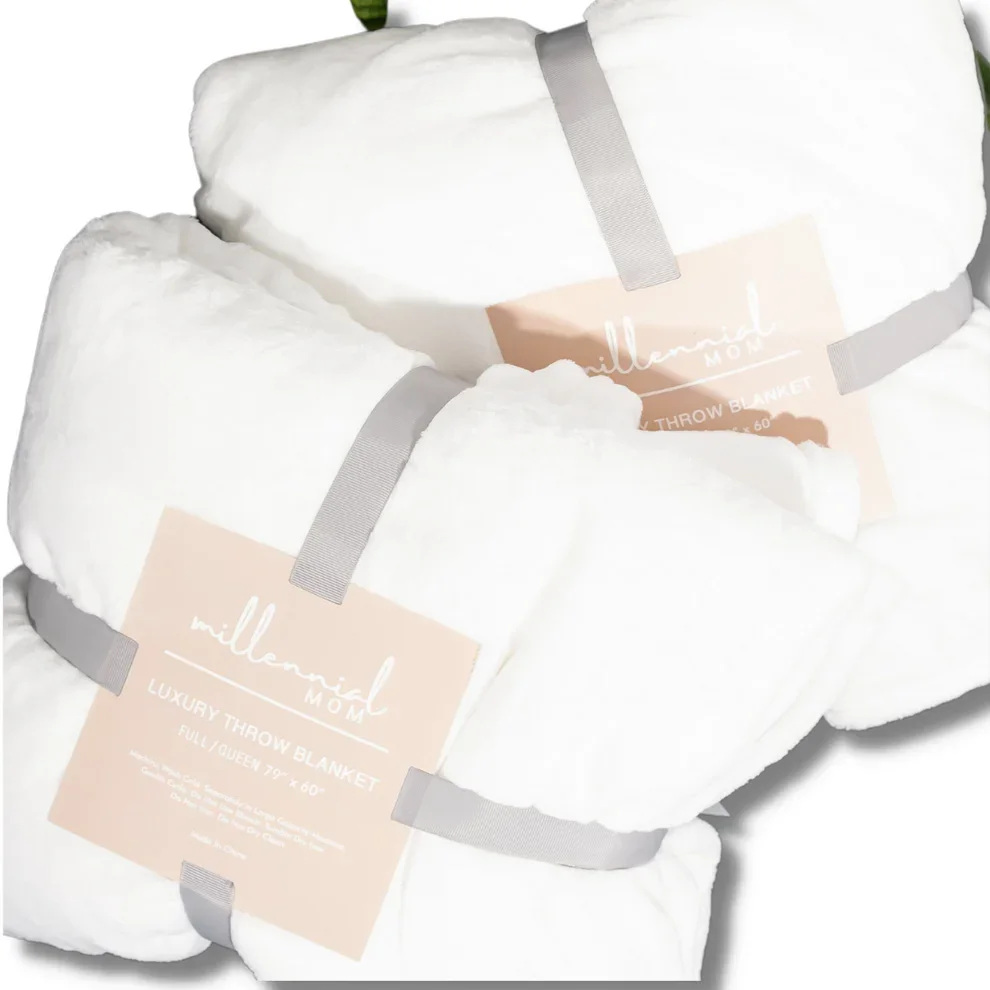 Plush Elegance Luxury Throw Blanket