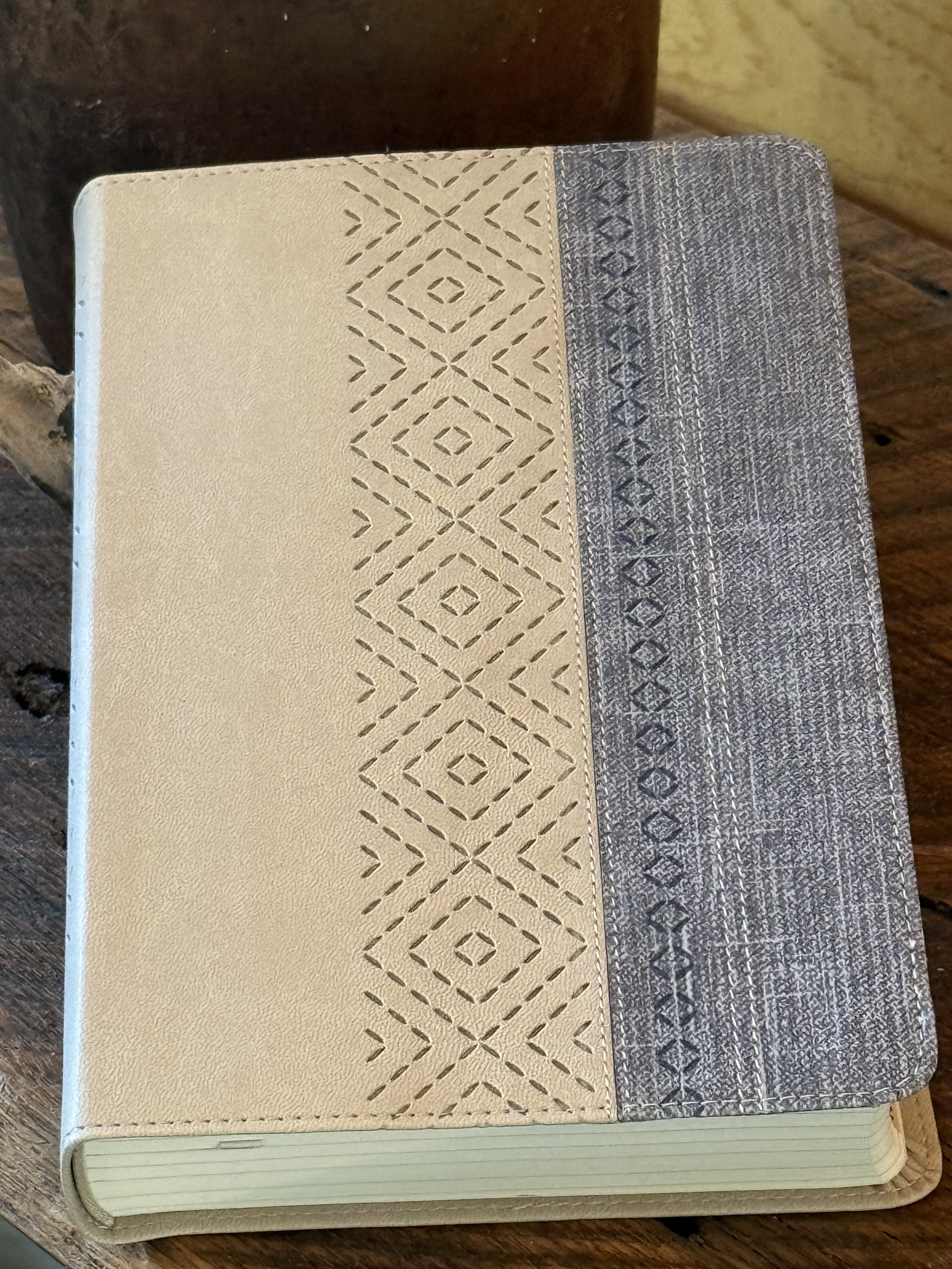 KJV Study Bible Atlas Edition: Taupe & Denim Crosshatch