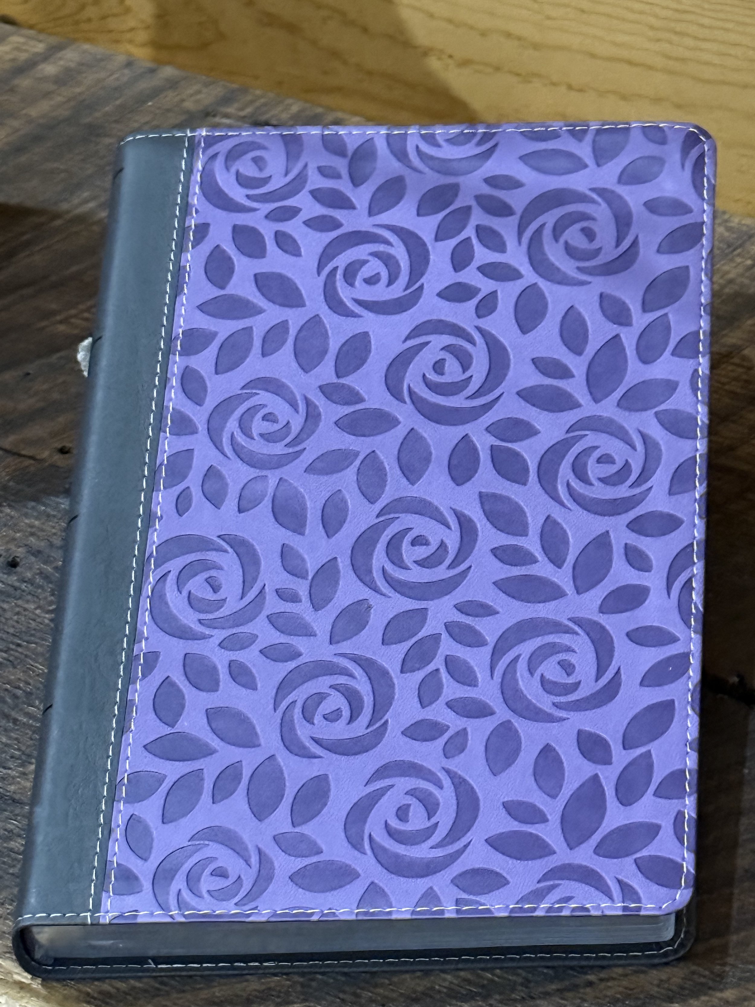 NIV Thinline Giant Print