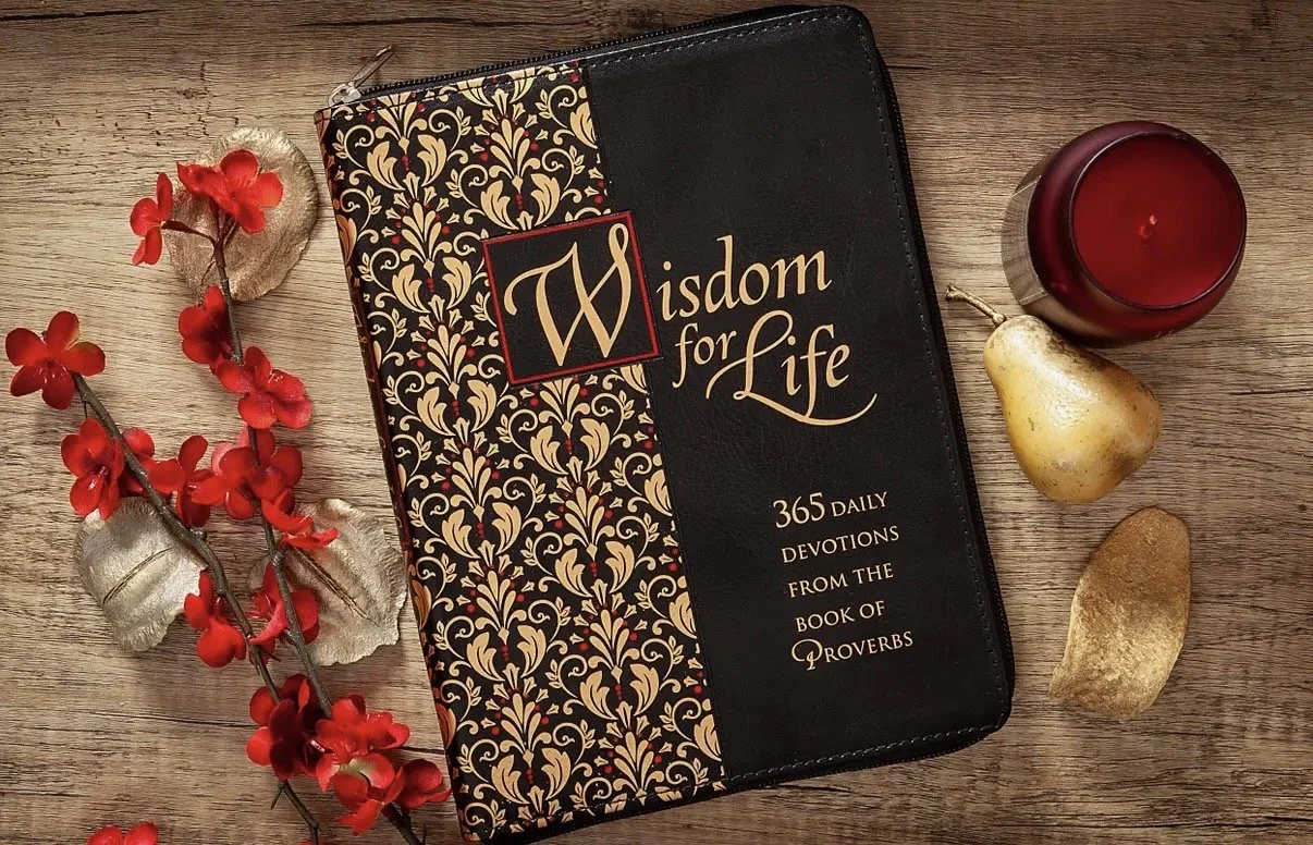Wisdom For Life Zippered Devotional~365 Devotions From Proverbs