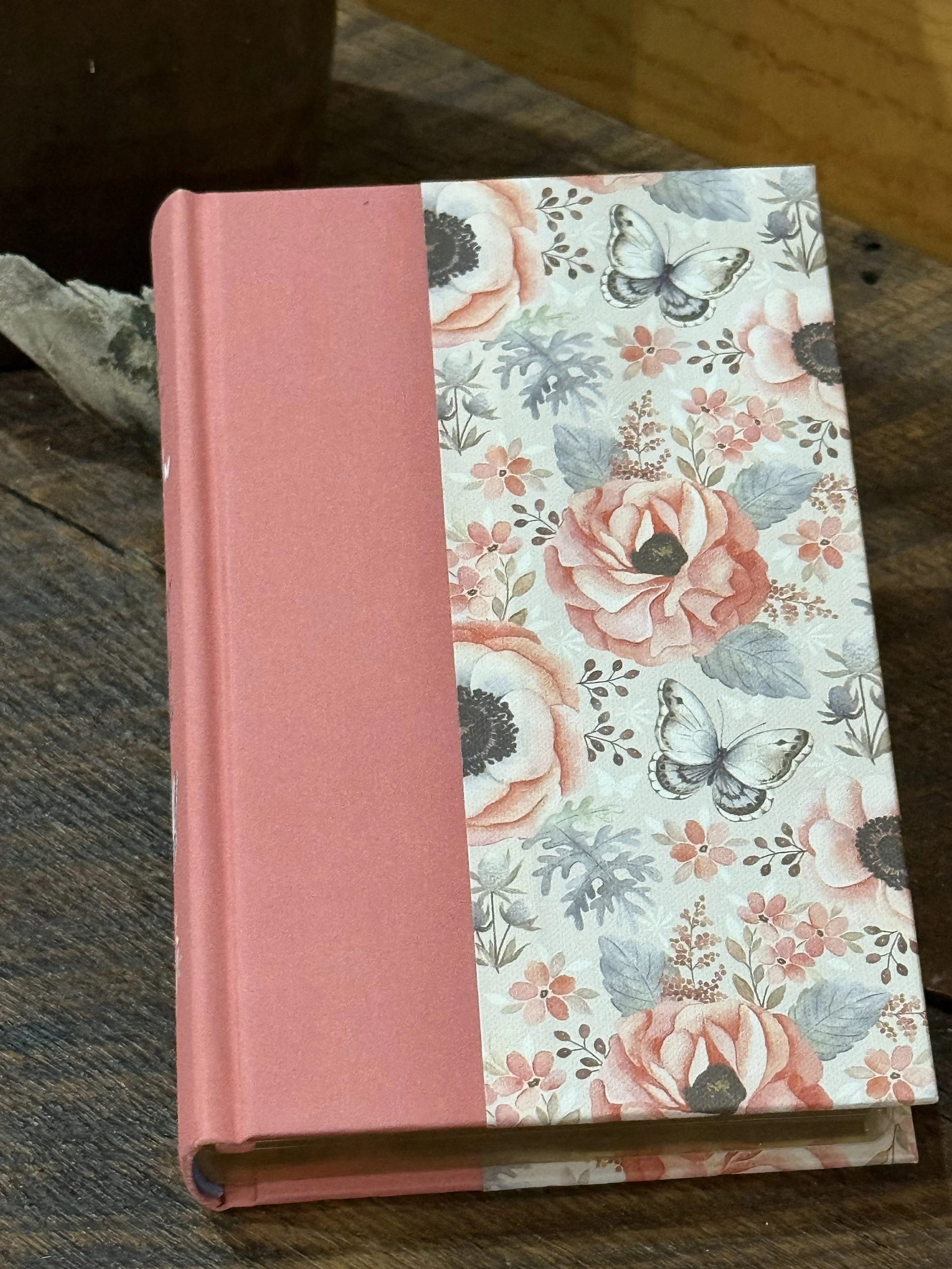 KJV Go-Anywhere Study Bible~Coral Butterfly