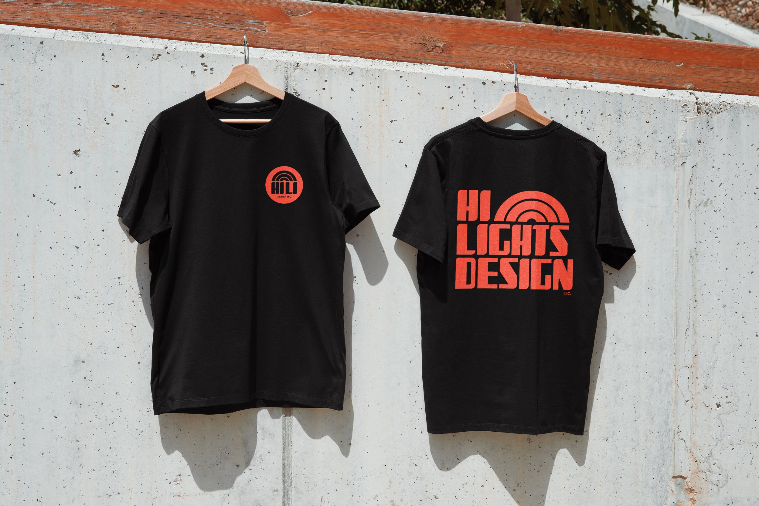 T-Shirt.jpg
