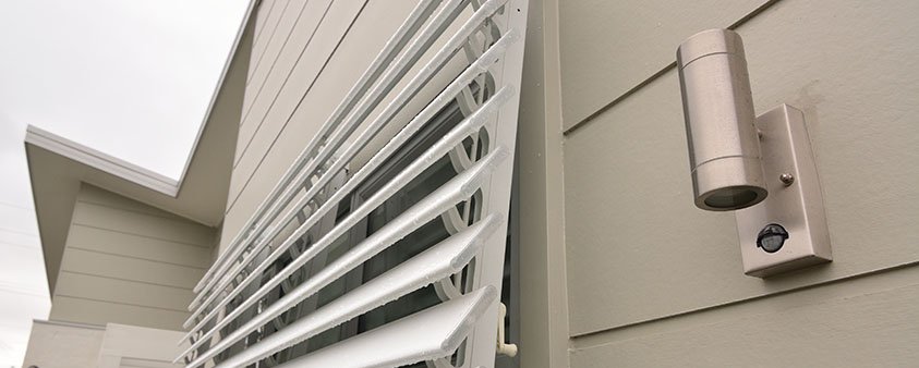 luxaflex-products-external-collection-metal-louvre-awnings-adjustable-trinidad.jpg