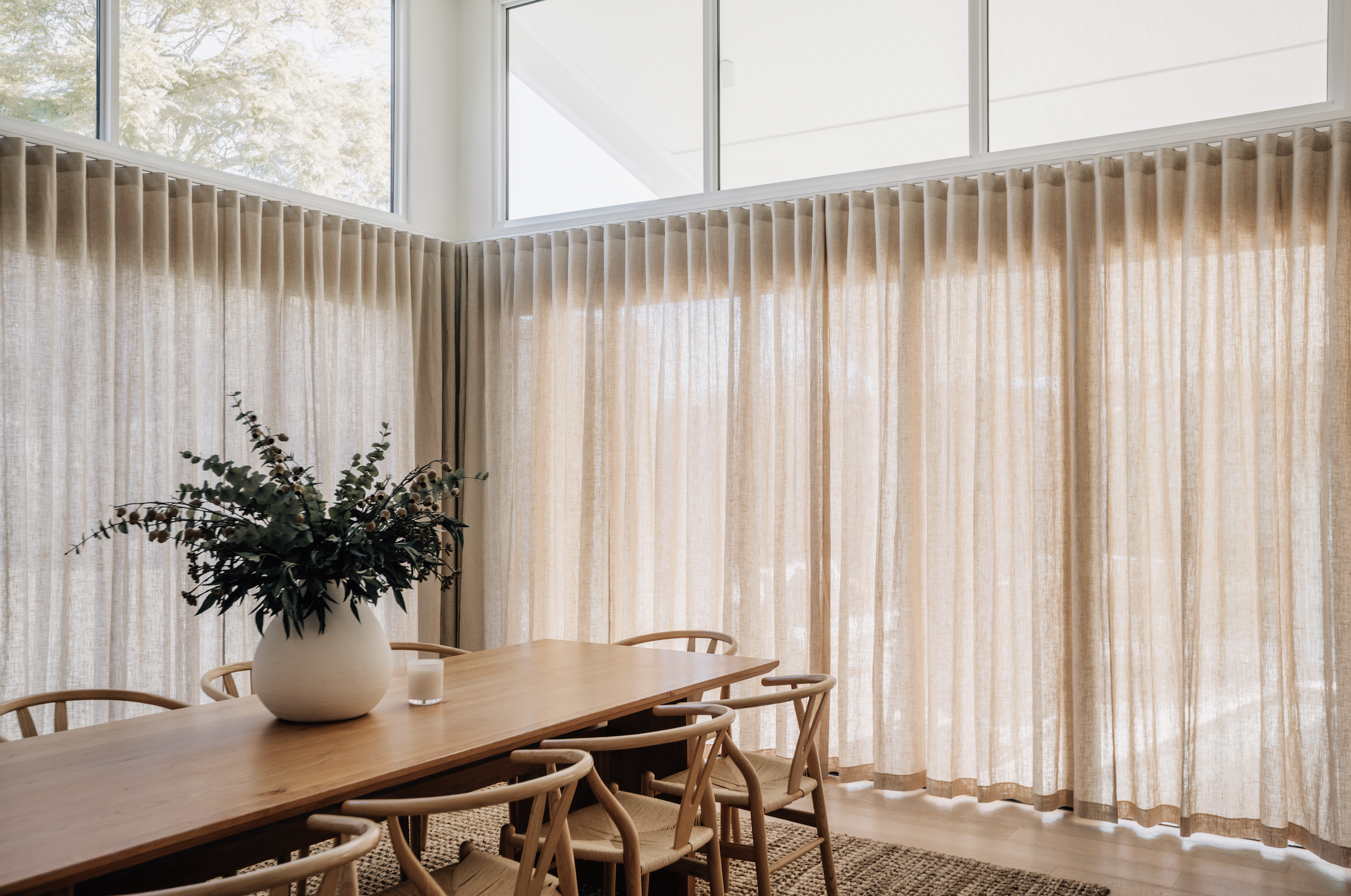 Cosy Interiors: The Role of Curtains and Roman Blinds in Creating Warmth and Texture