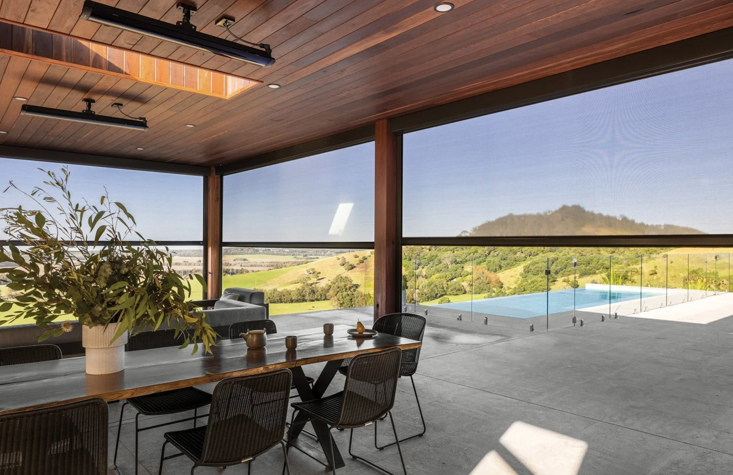 Sunscreen Mesh Blinds