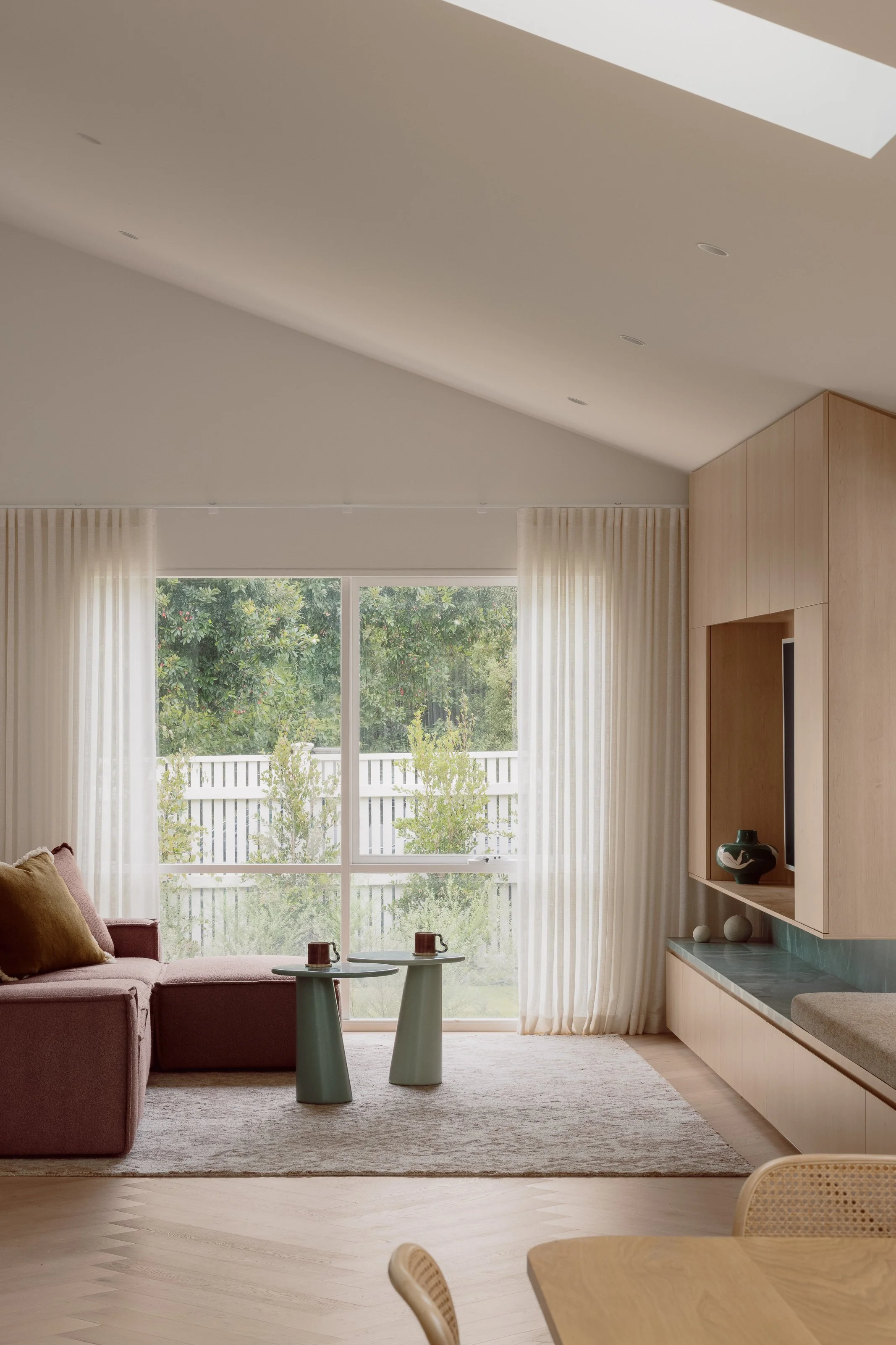 Hampton Bayside Home  Nicholls Interiors x Studio Esar