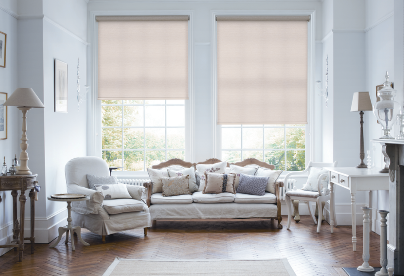 Nicholls Interiors Roller Blinds3.png