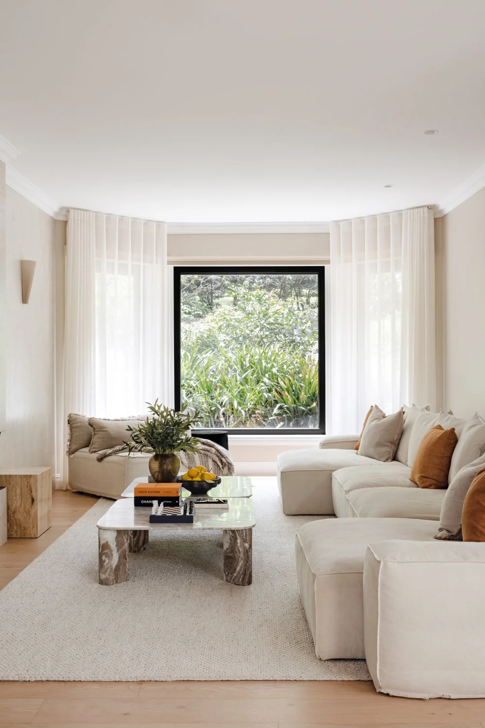 Nicholls Interiors - Curtains-02.jpg