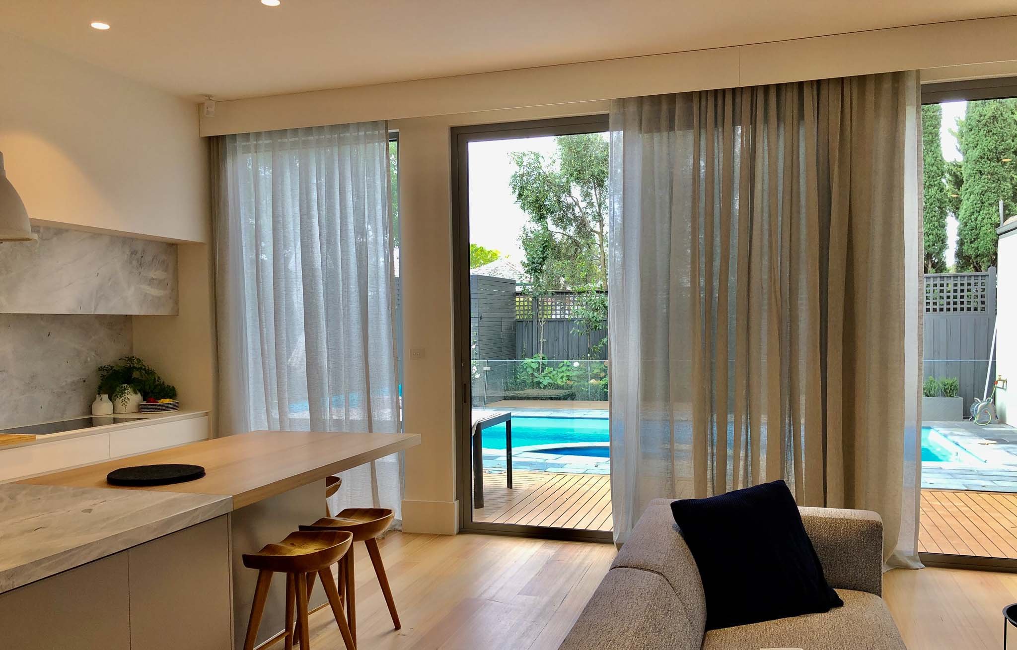 nicholls_elsternwick_livingroom.jpg