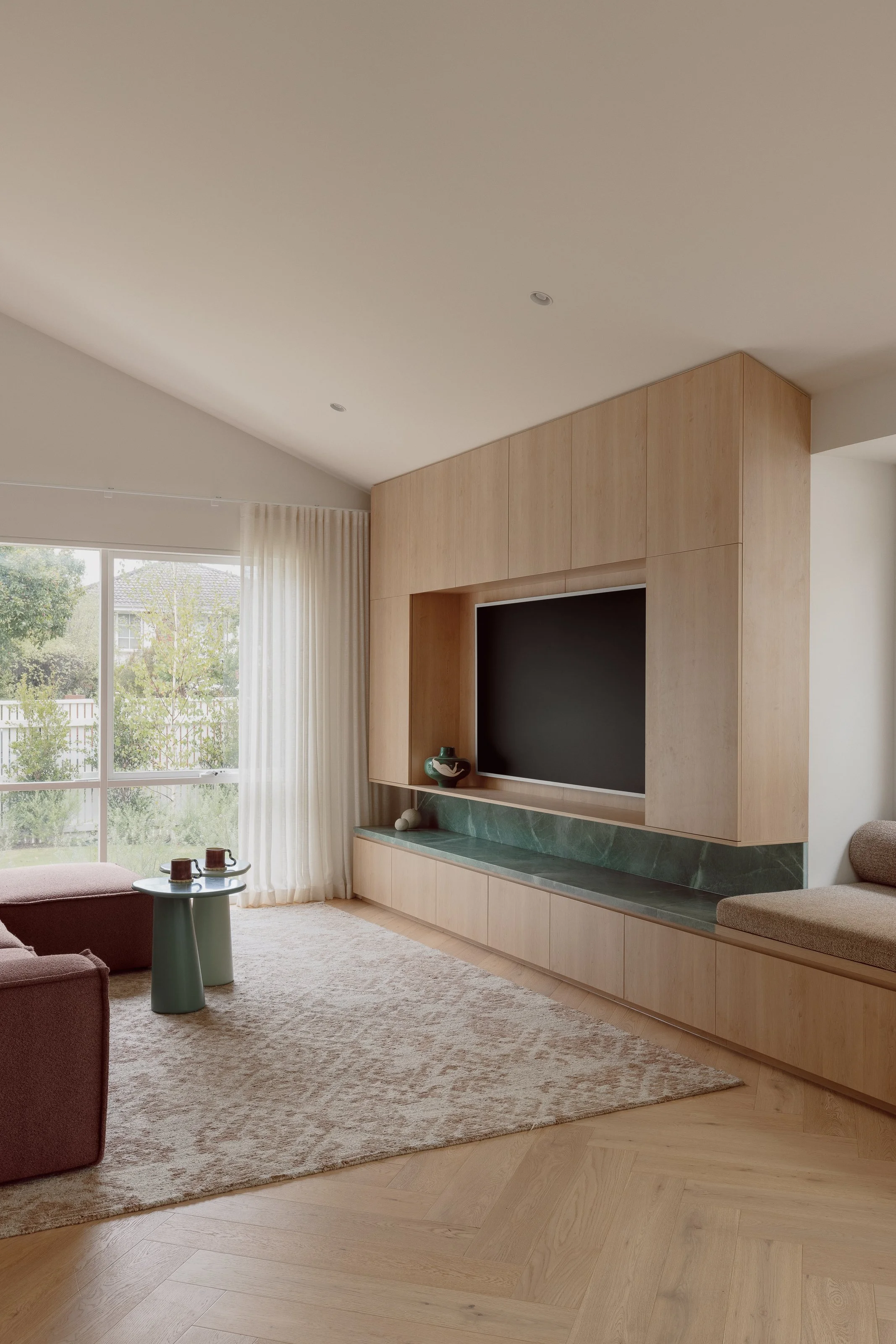 Hampton Bayside Home  Nicholls Interiors x Studio Esar
