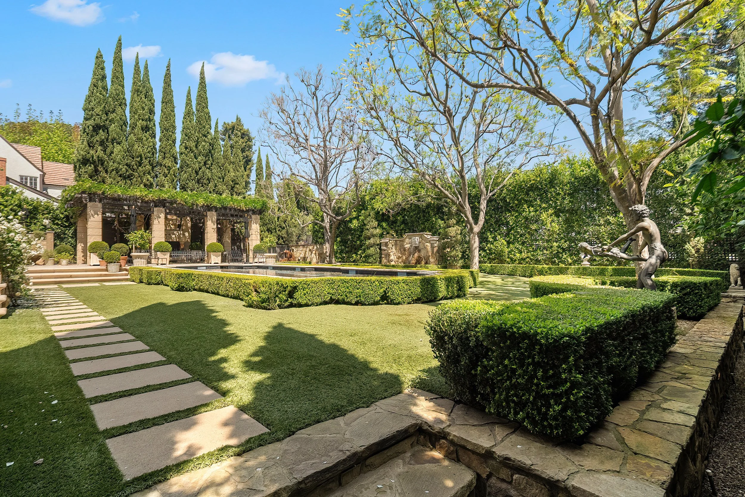 444 Bristol Avenue-43.jpg