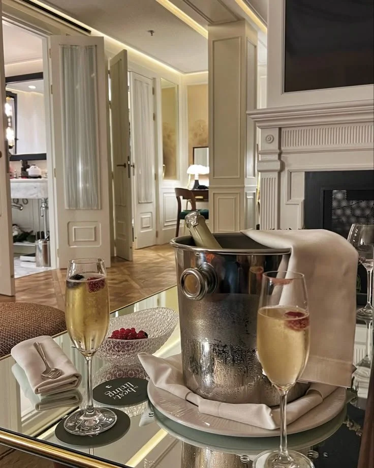 evening in luxury hotel.jpeg