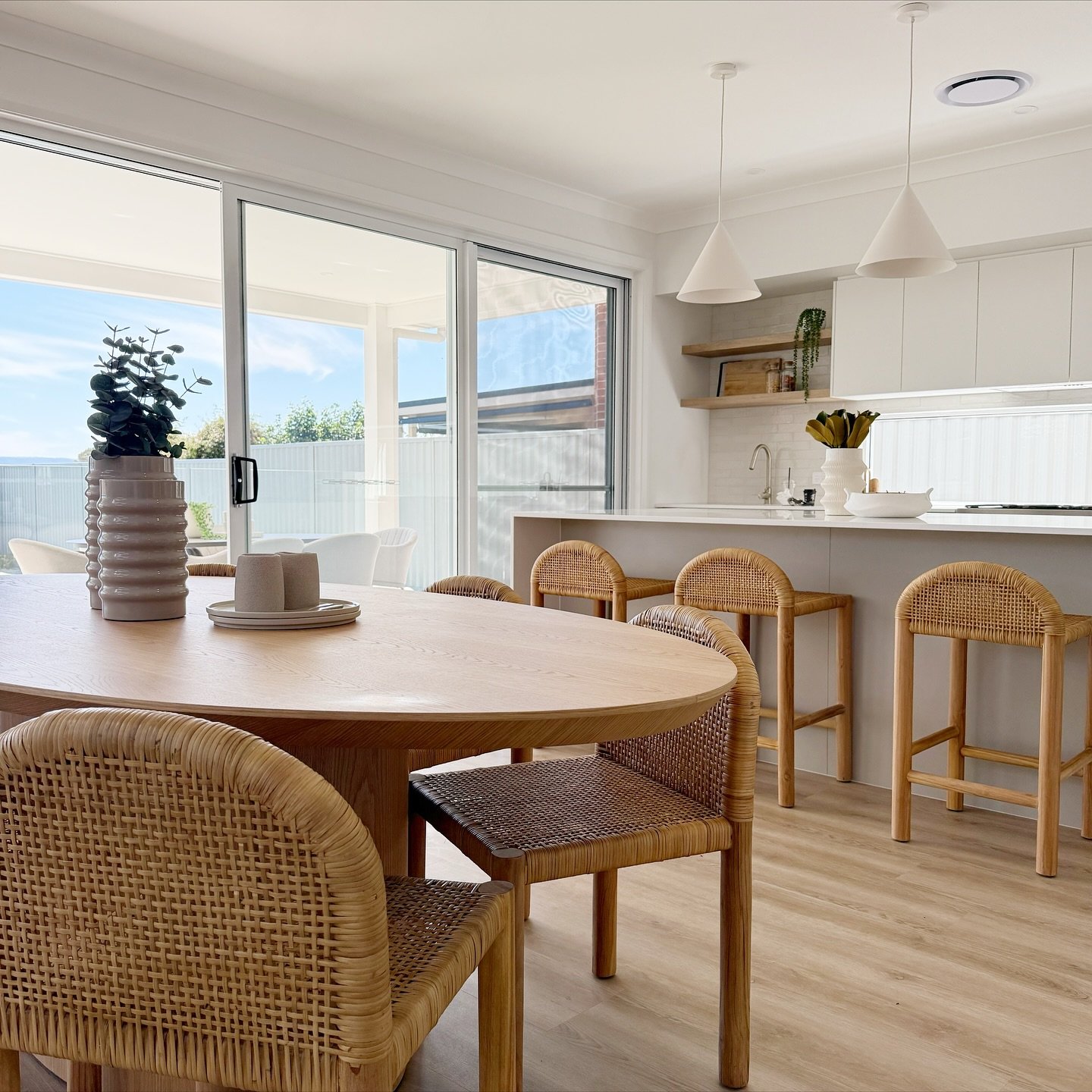 Heart of the Home - the Kitchen

#realestate #realestateagent #realestatelife #property #luxuryrealestate #luxuryhomes #house #realestatemarketing #home #realestatephotography #homesweethome #homesforsale
#interiordesign #interiordesigners #interiord