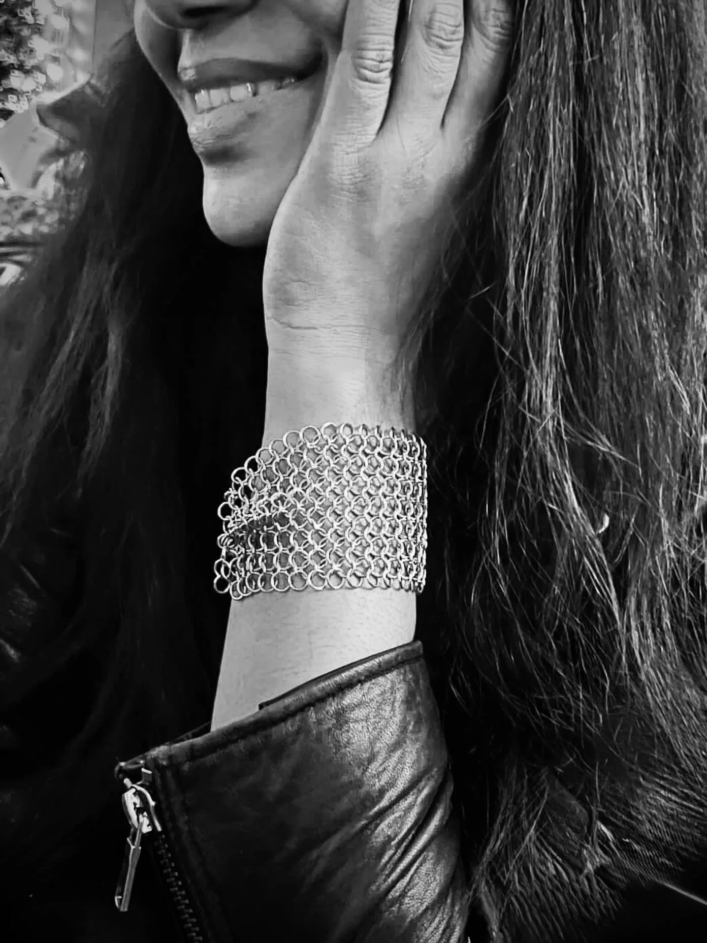 Experience the flow of metal. Hand-woven in a classic 4-in-1 weave, the &ldquo;Liquid Mesh Cuff&rdquo; is armor reimagined.
.
.
#LiquidMeshCuff #ChainmailJewelry #ArtisanMade #ModernArmor #StatementPiece