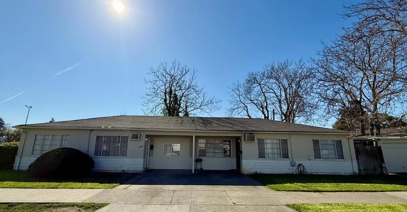 460 E Wyandotte St, Stockton, CA 95204