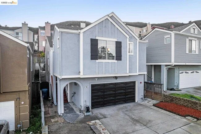 601 Alexis CirDaly City, CA 94014