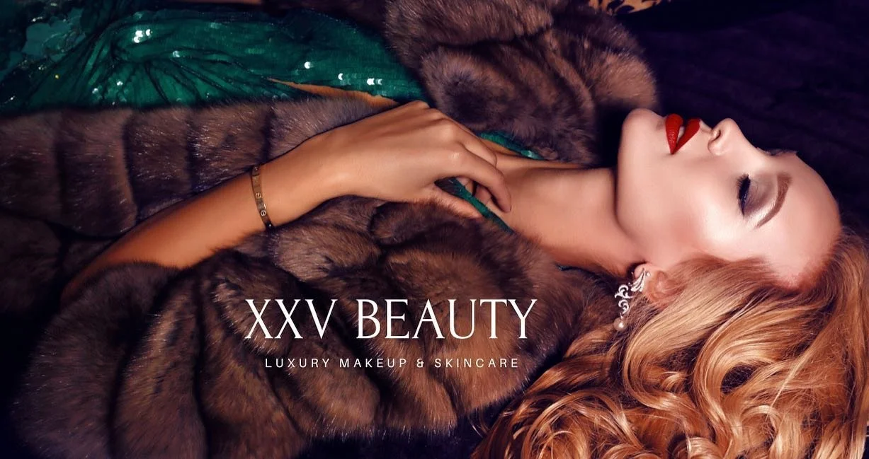 Do you have the perfect Red Lipstick for the Holidays?💋💋💋💋 Shop XXVBEAUTY.COM get 20% off with promo code -Holiday💋💋💋.
.
.
.
.

#momblogger #fitnessgirl #entrepreneurlife #makeupideas #beautyobsessed #makingadifference #instagood #mombodlove #