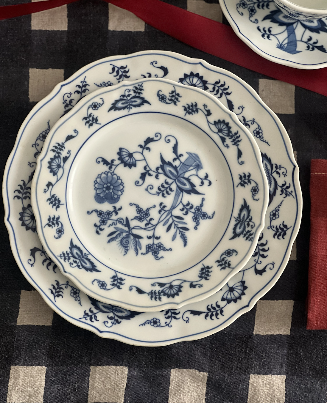 Vintage Blue Danube Luncheon Plate Set 2.png